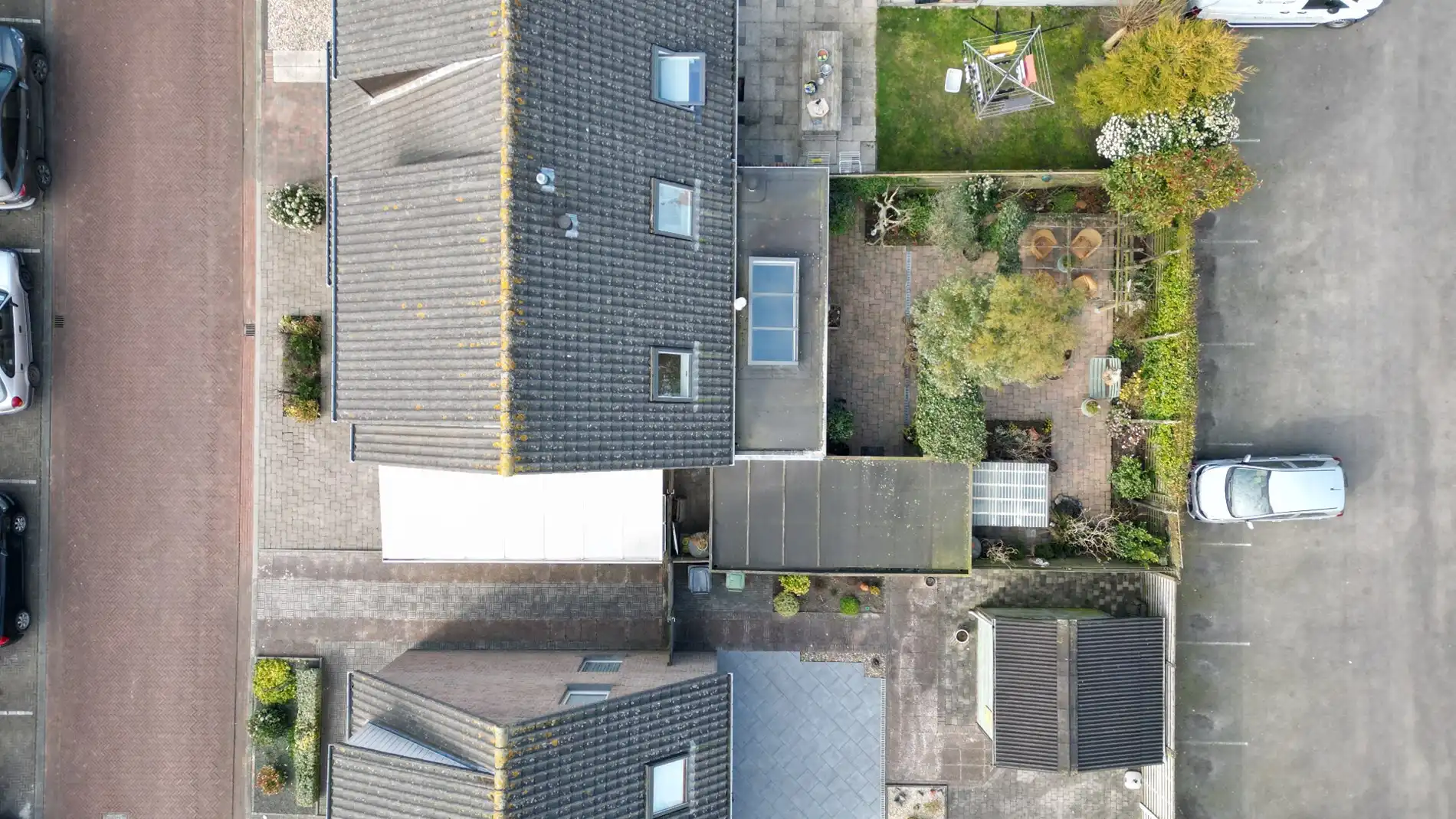 Luxe woning aan de voet van "de Brak" in Sluis foto 5