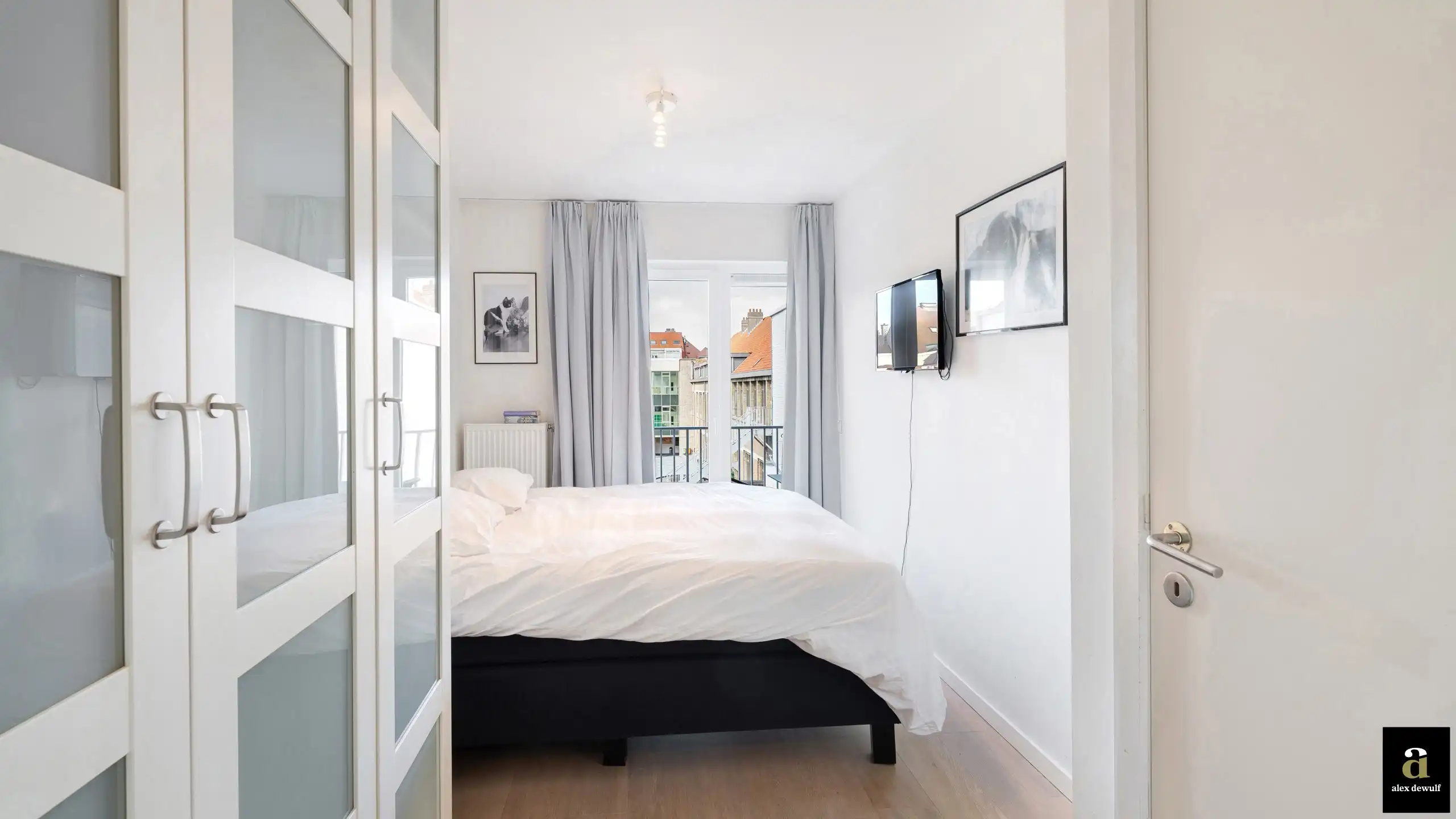 Centraal gelegen appartement in zeer goede staat [Lippenslaan]. foto 21