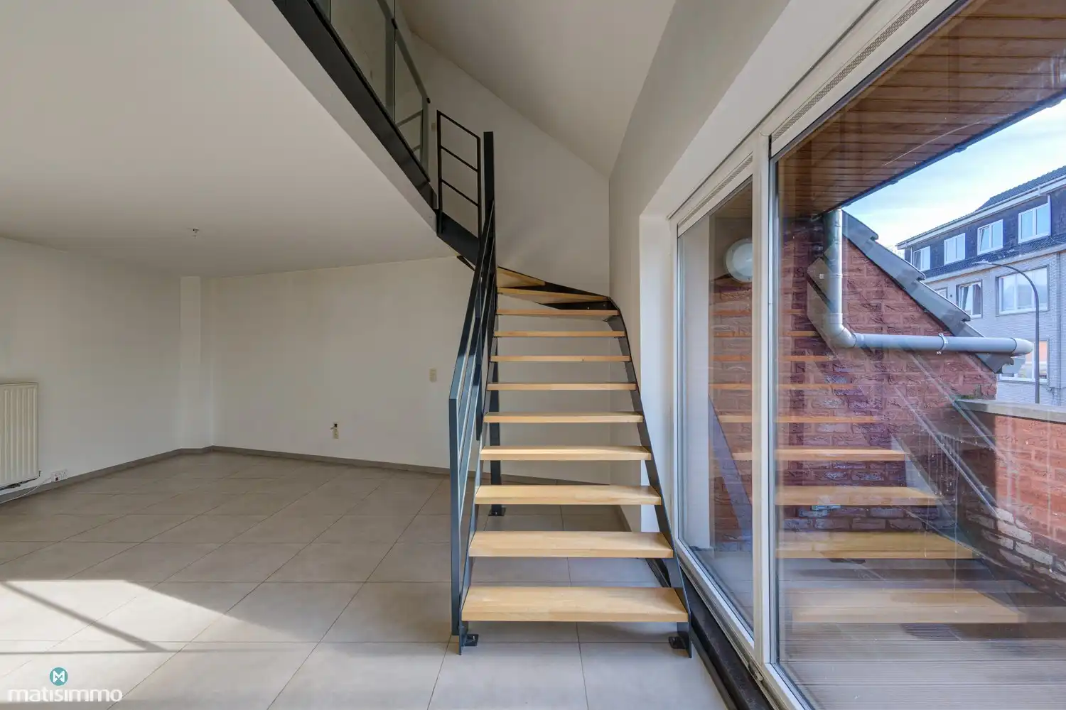 DUPLEXAPPARTEMENT MET 3 SLAAPKAMERS, TERRAS EN ONDERGRONDSE AUTOSTAANPLAATS NABIJ HET CENTRUM VAN BILZEN foto 19