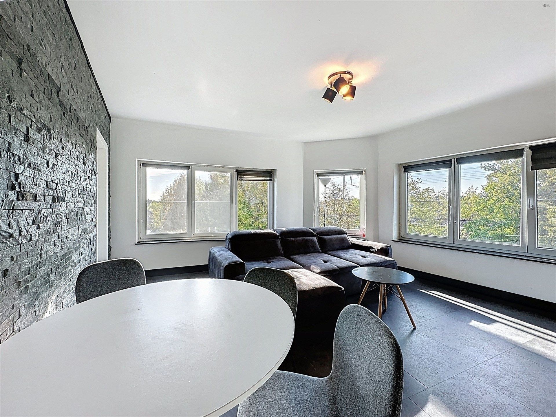 Prachtig appartement met 2 slp en groen zicht in Sint-Niklaas foto 2