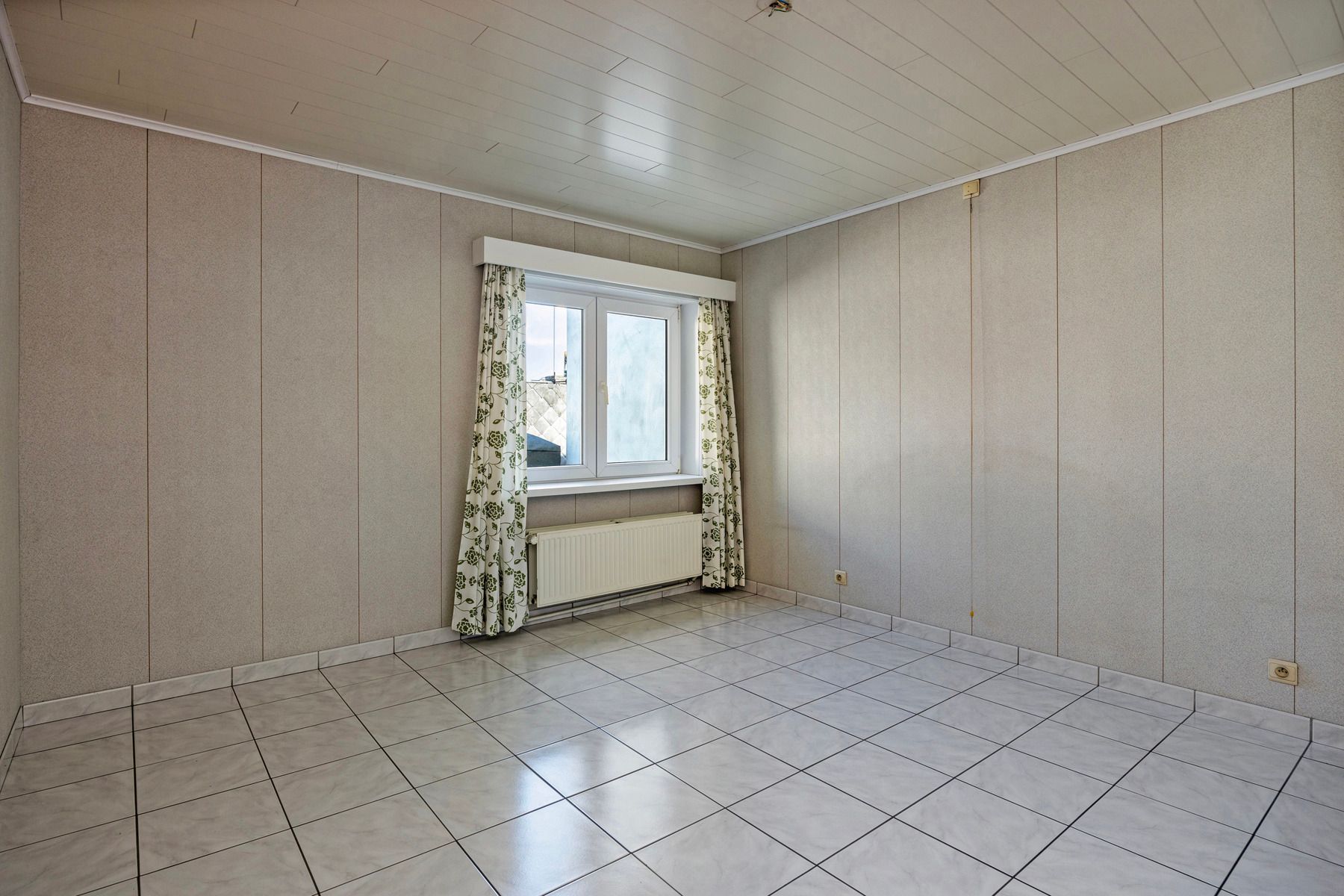 Handelshuis, ingedeeld als commerciële ruimte + appartement foto 20