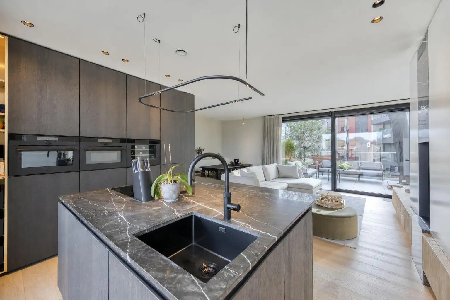 LUXUEUS APPARTEMENT OP TOPLOCATIE IN HASSELT foto 10