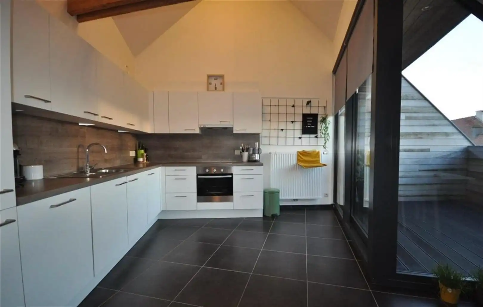 Instapklaar appartement te huur in Wortegem - Petegem foto 2
