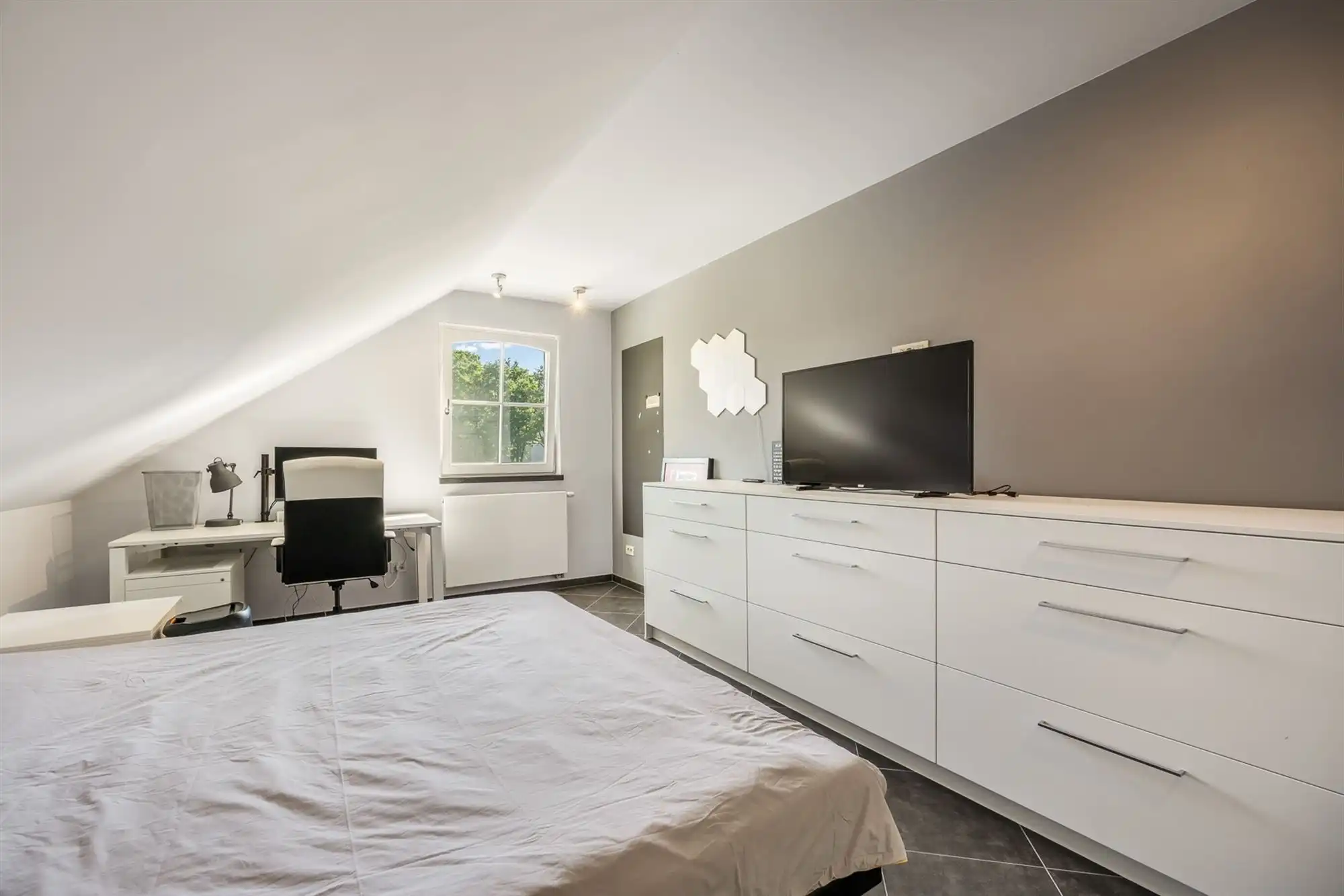 UNIEK EIGENDOM TE PAAL OP PERCEEL VAN MAAR LIEFST 1,2 HECTARE foto 41