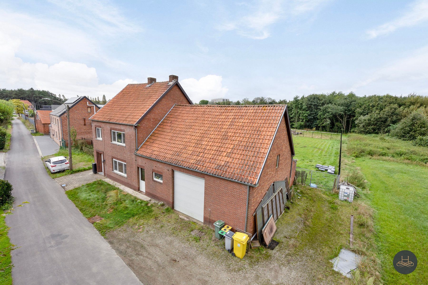 Vrijstaande woning op perceel van 32a in groene omgeving foto 5