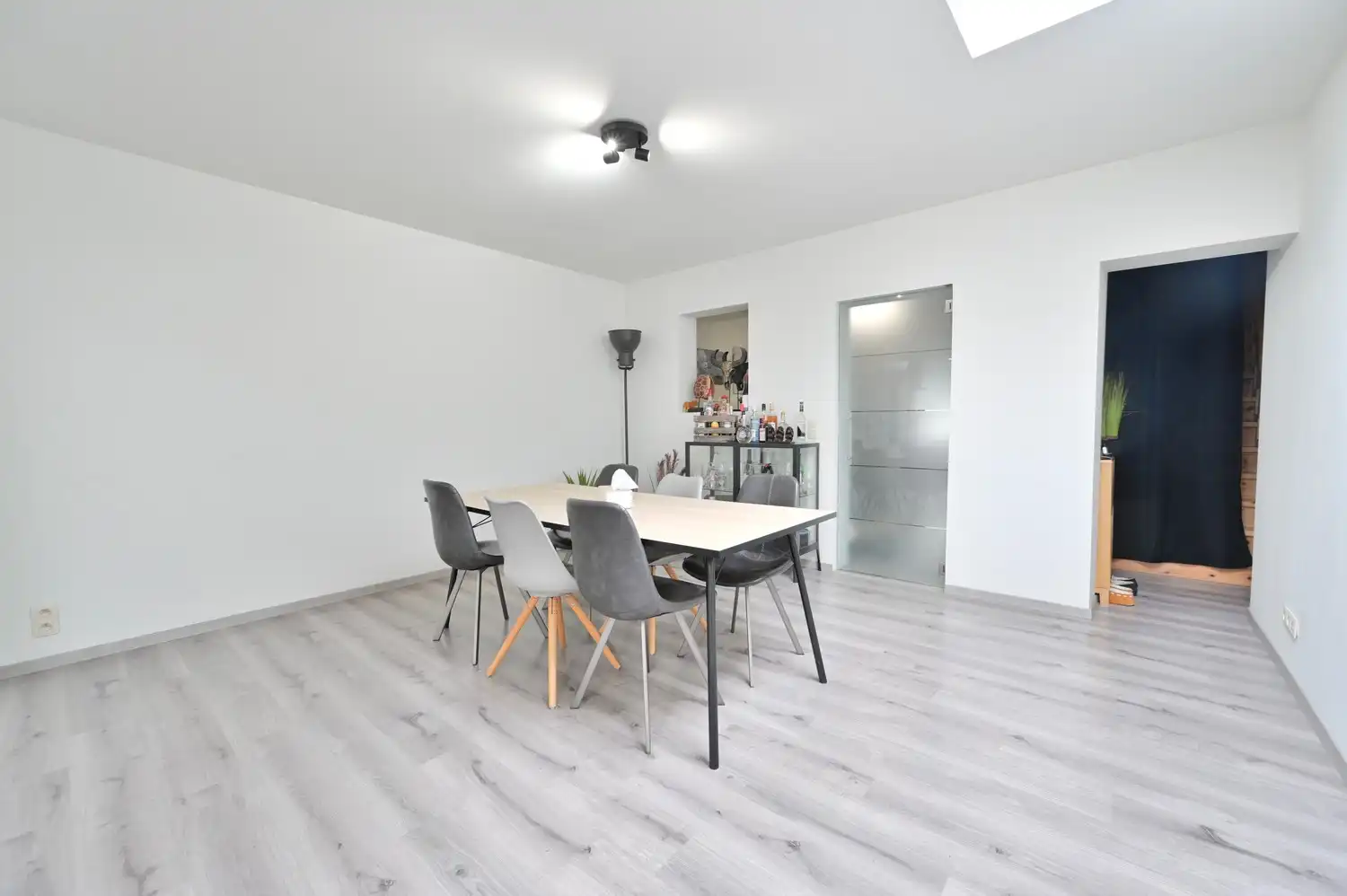 Instapklare woning in rustige, doodlopende straat nabij centrum foto 2