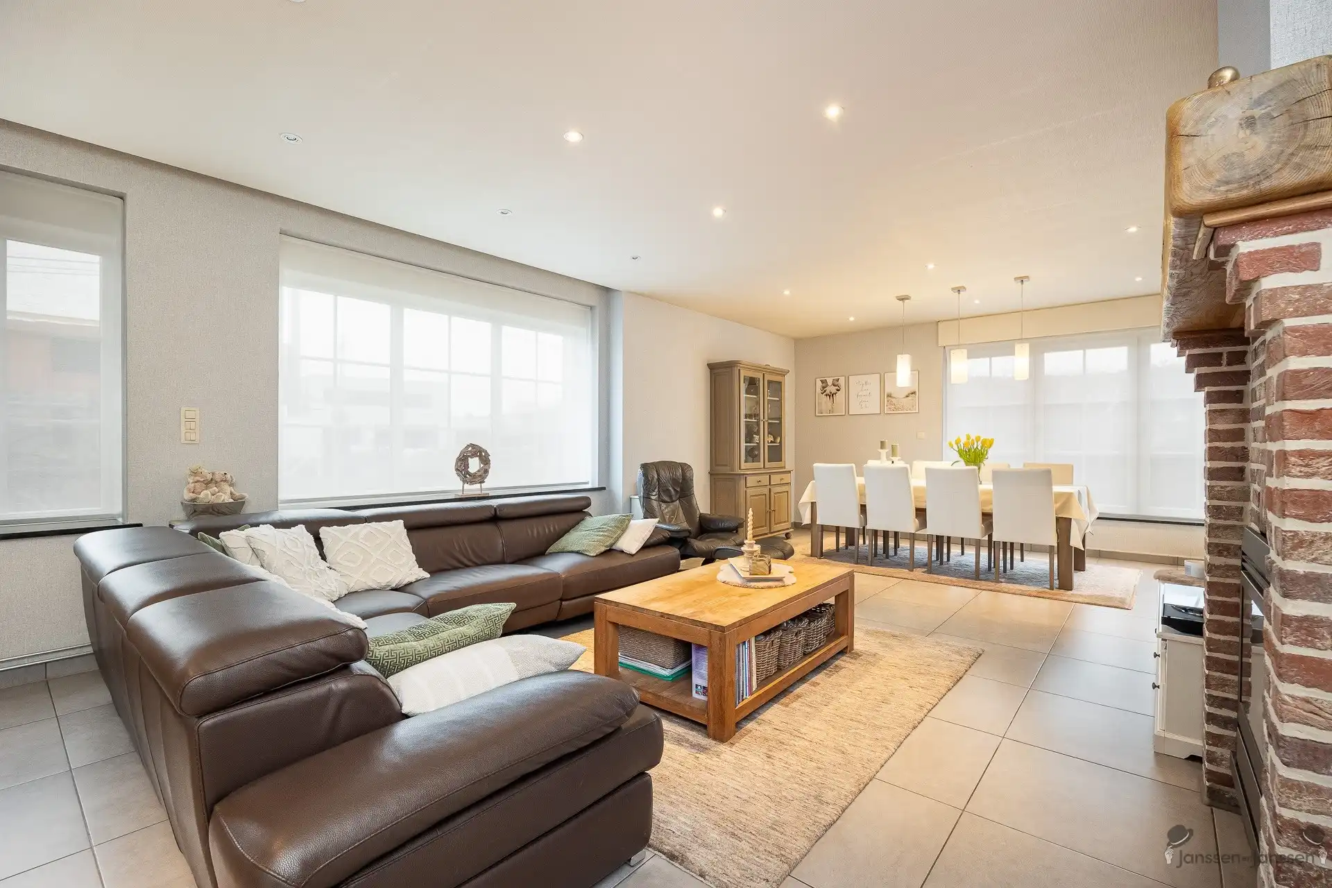 Gerenoveerde boerderij met landelijk zicht foto 15