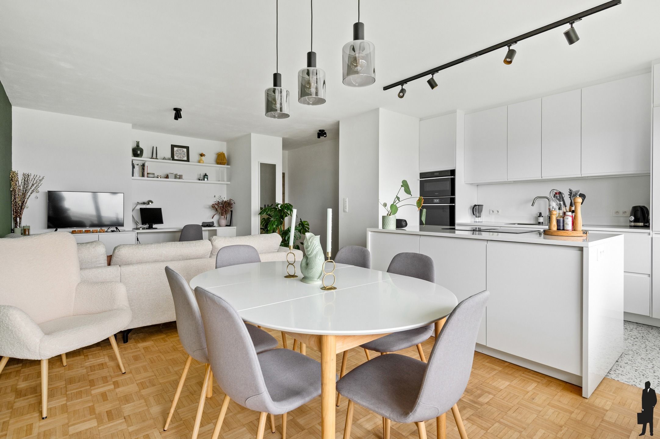 Instapklaar appartement met adembenemend uitzicht in Antwerpen foto 14