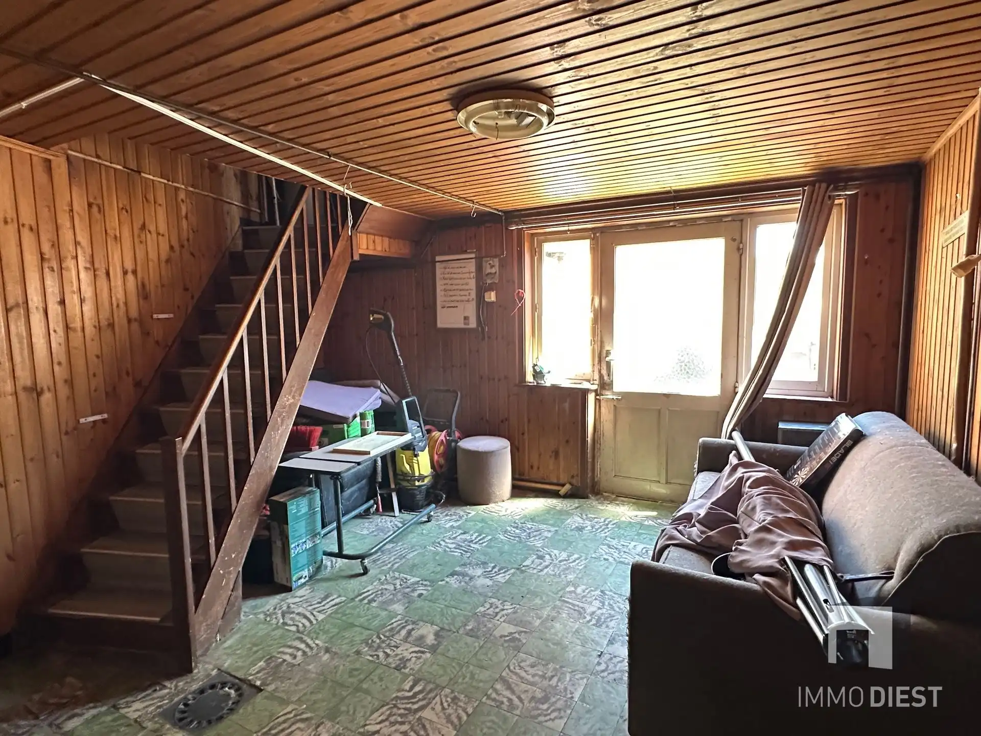 Te renoveren woning met 3 slaapkamers, 2 garages en tuin in Diest foto 28