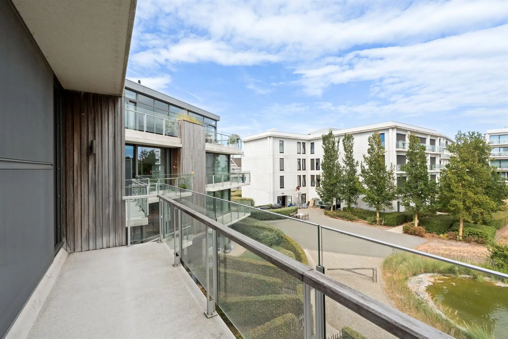 LICHTRIJK APPARTEMENT MET TWEE TERRASSEN foto 19