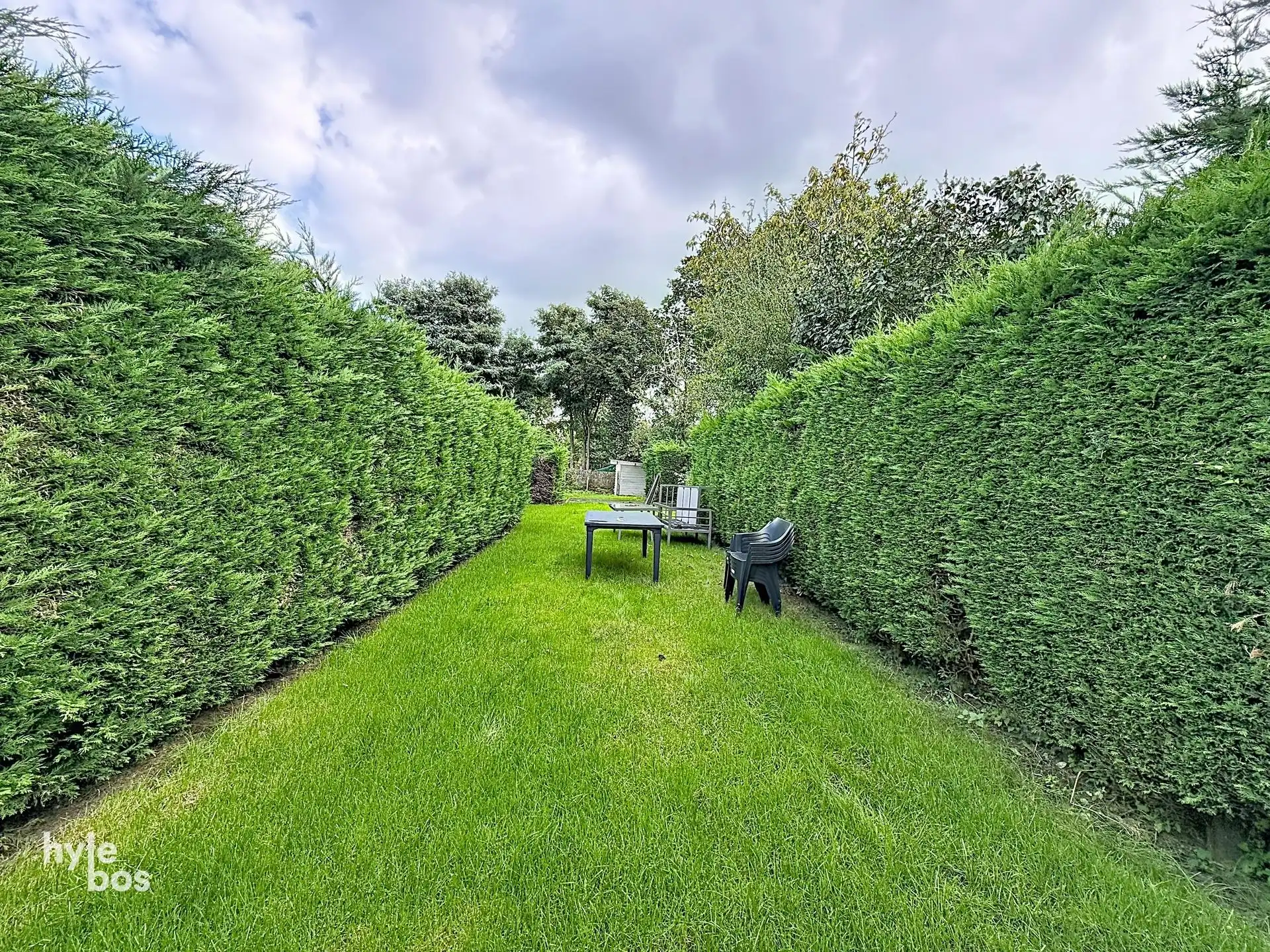 Goed gelegen instapklare woning met twee slaapkamers en mooie tuin foto 19