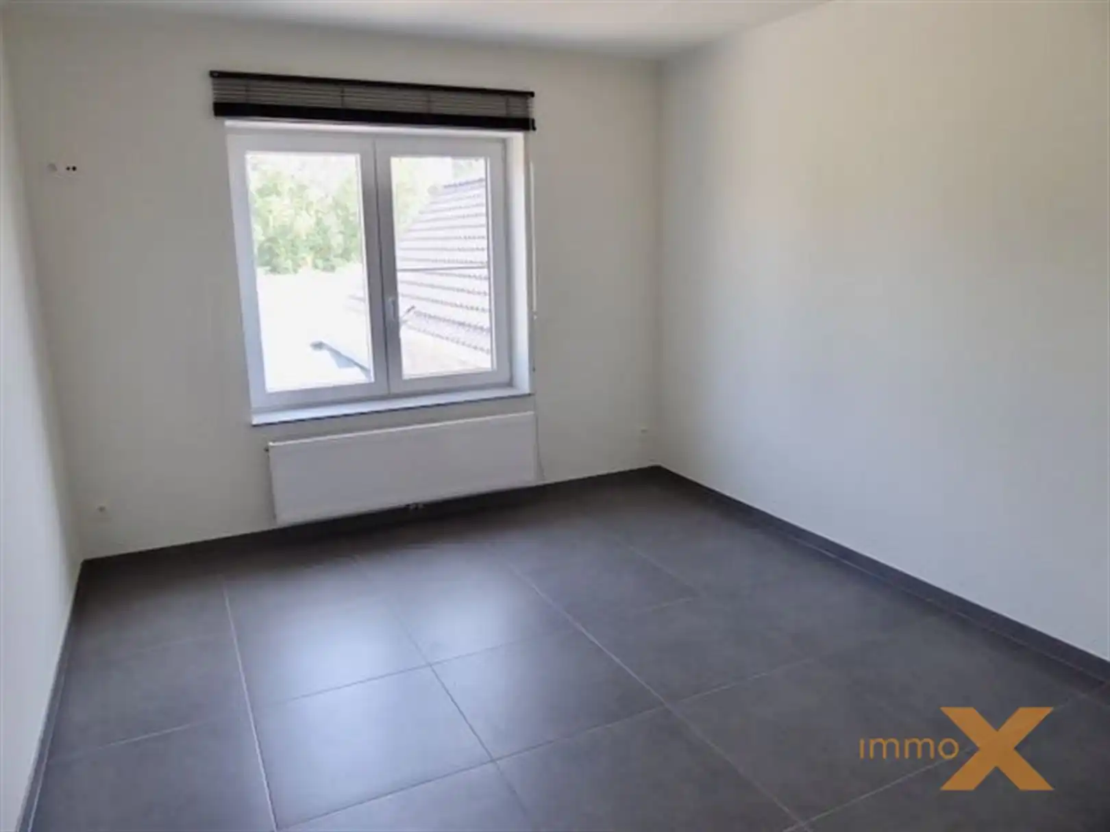 Heel ruim gerenoveerd appartement met leuk terras foto 8
