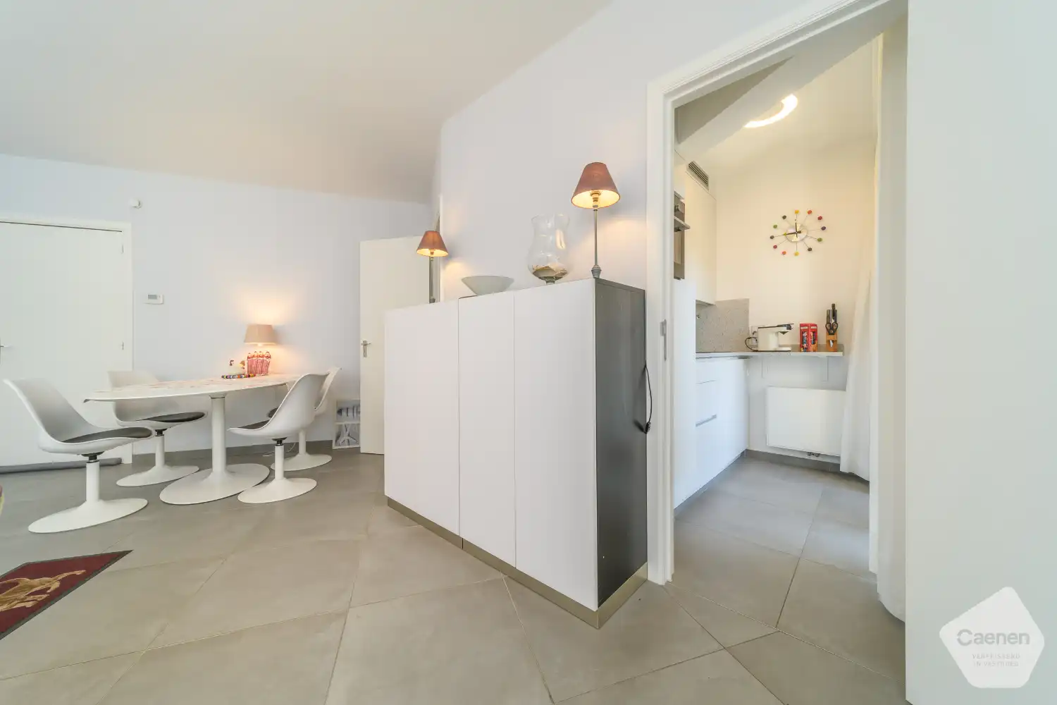 Spacieux studio récemment rénové avec coin nuit, terrasse orientée plein sud et garage au cœur de La Panne foto 7