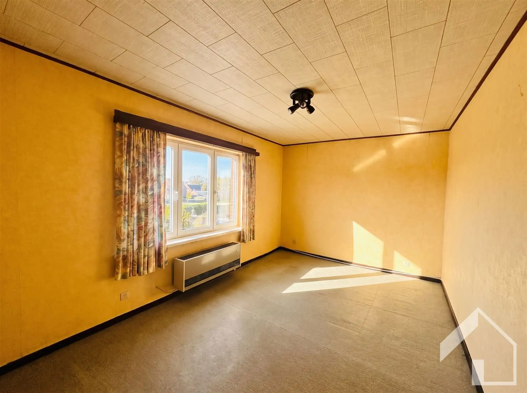 Te renoveren woning op een perceel van 1984m2 foto 12