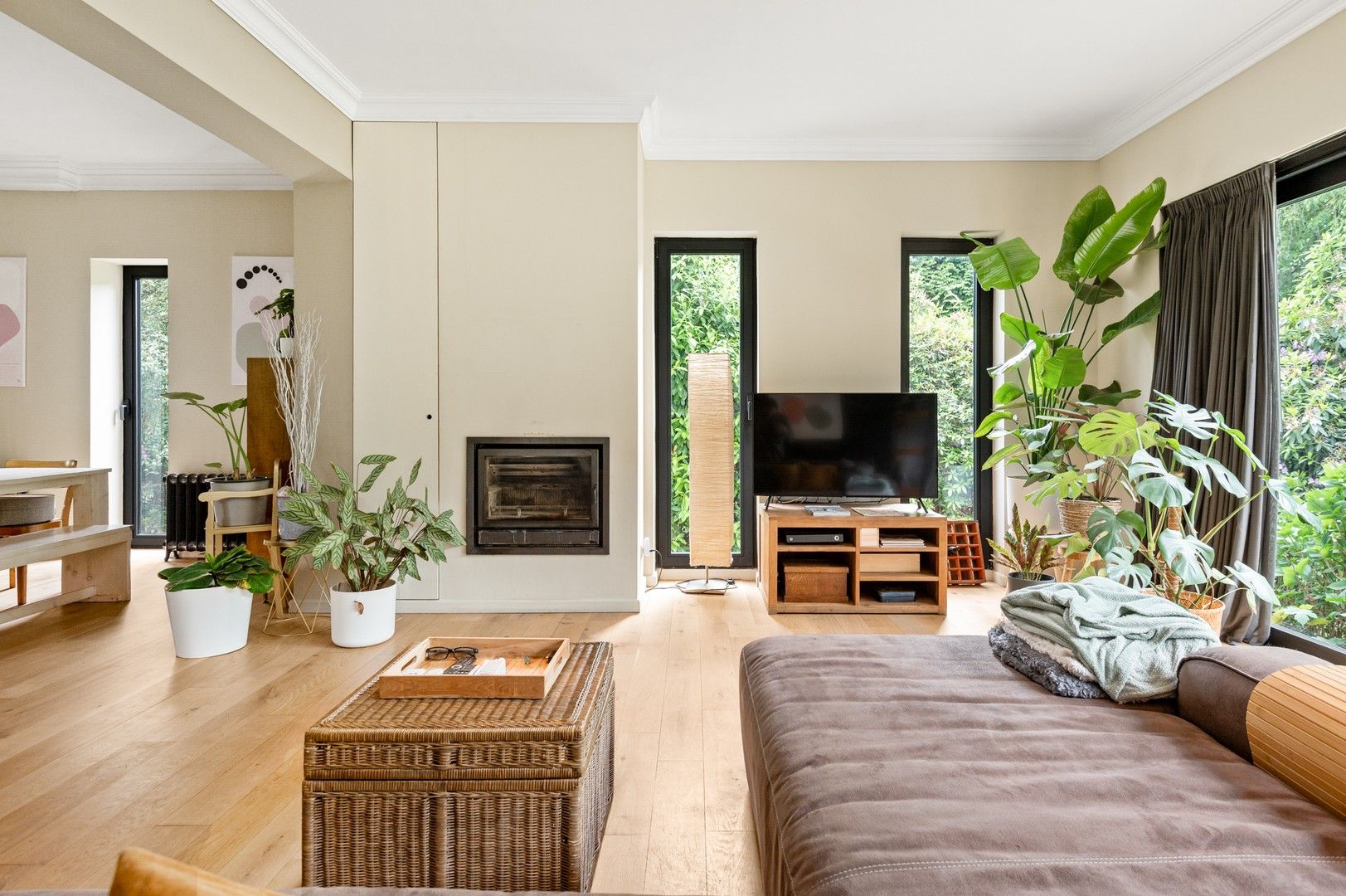 Vrijstaande woning met 5 slaapkamers en grote zonnige tuin foto 5