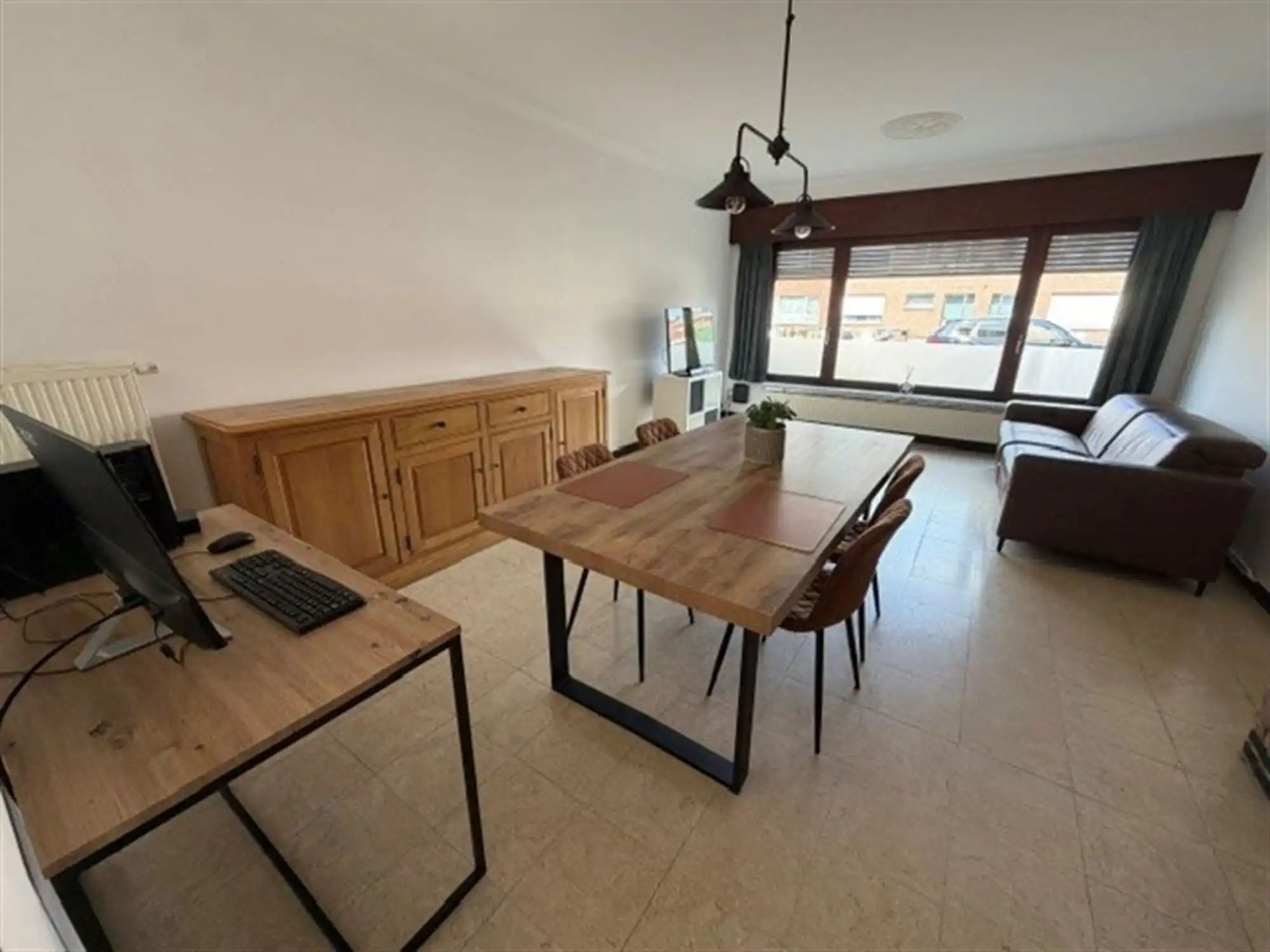 Zeer tof gelijkvloersappartement met tuin en garagebox foto 8