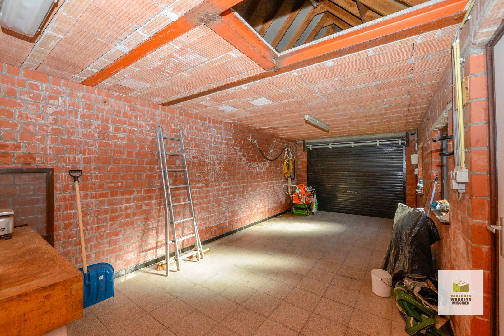 Gelijkvloerse woning met garage op topligging foto 17