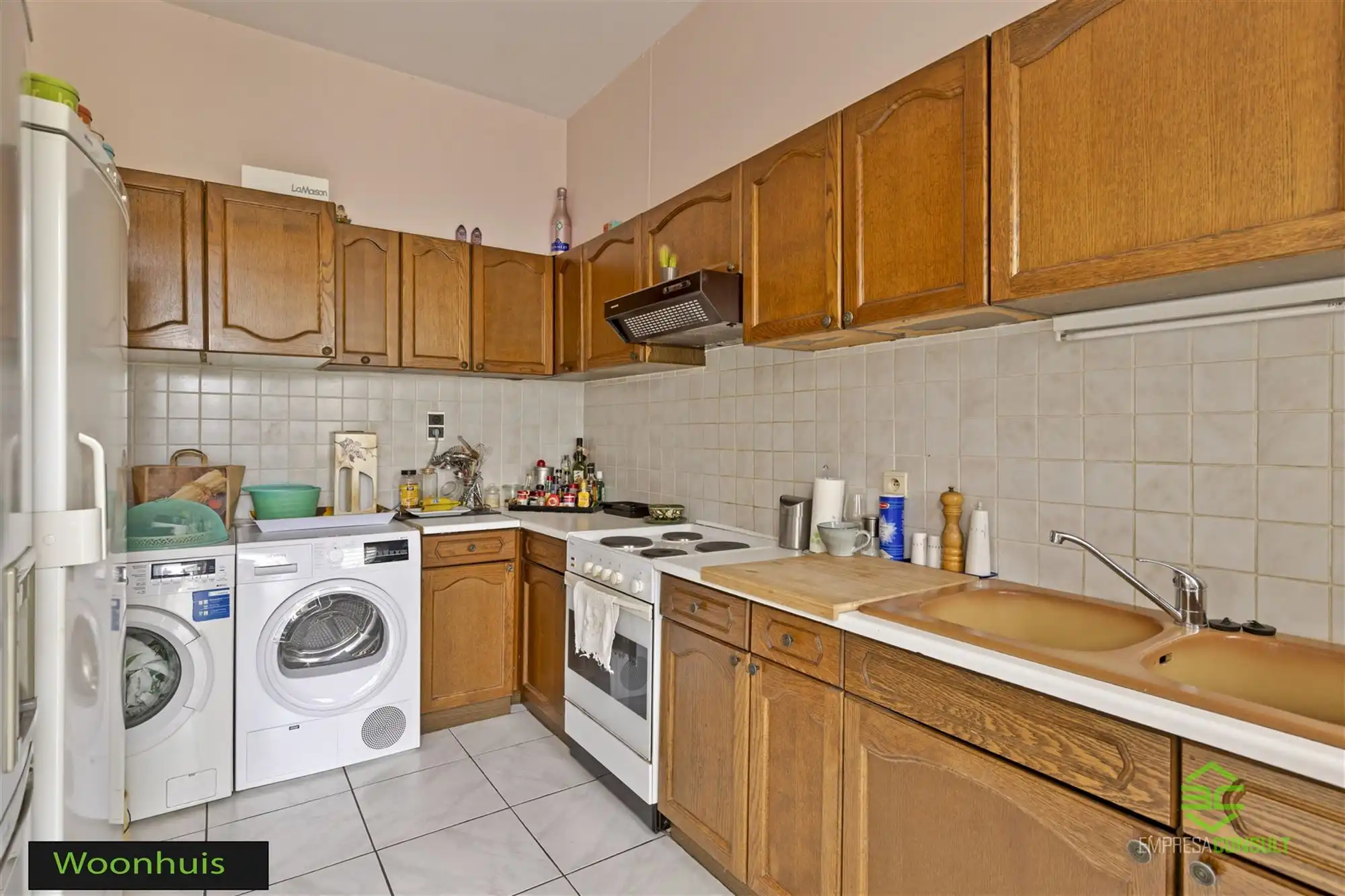 Ruime woning met 8 slpk + 1 magazijn op 21a 24ca! foto 10