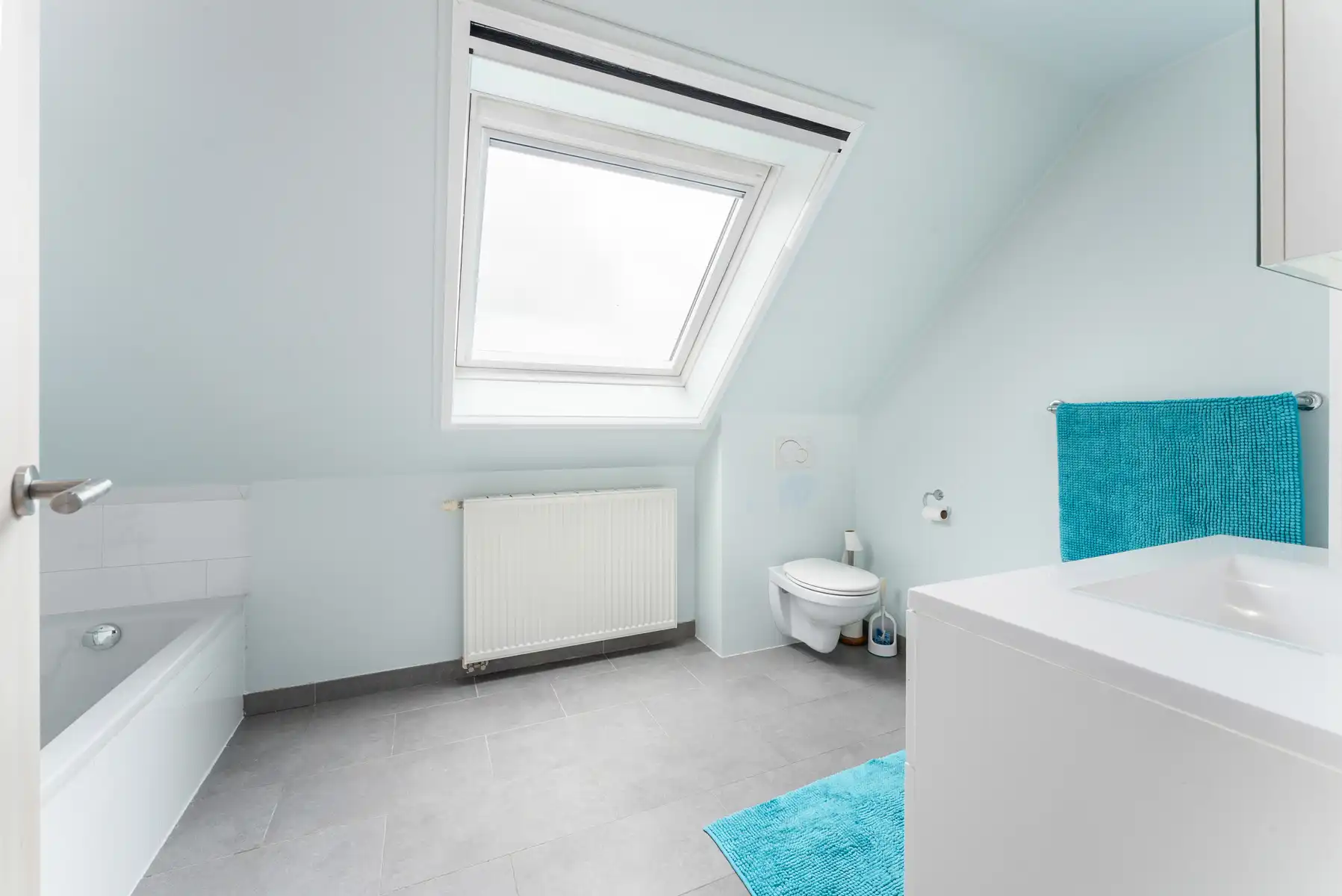 Recente vrijstaande woning met landelijk zicht foto 19