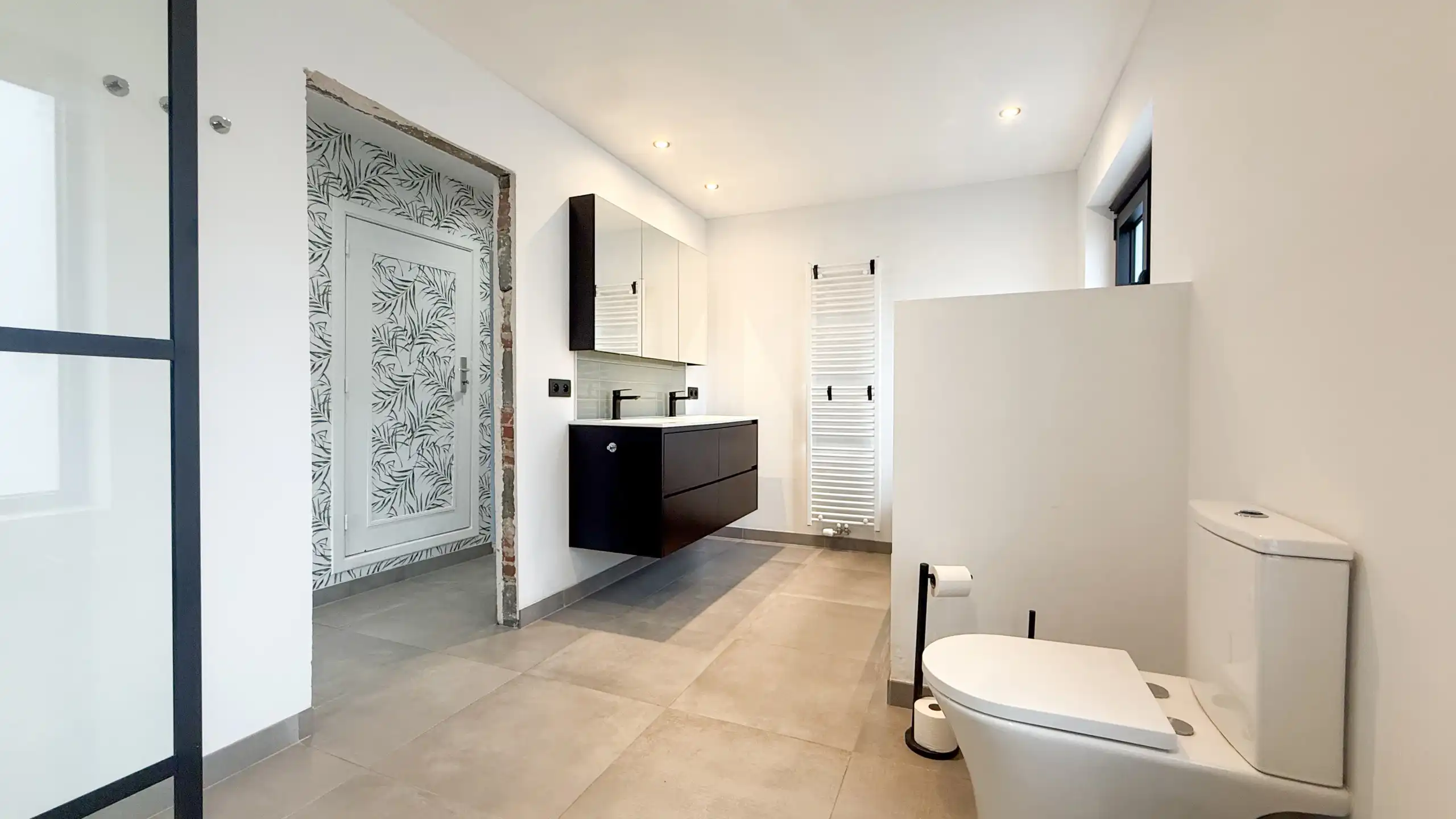 Instapklare woning met 2 slpks, ruime leefruimte en tuin! foto 16