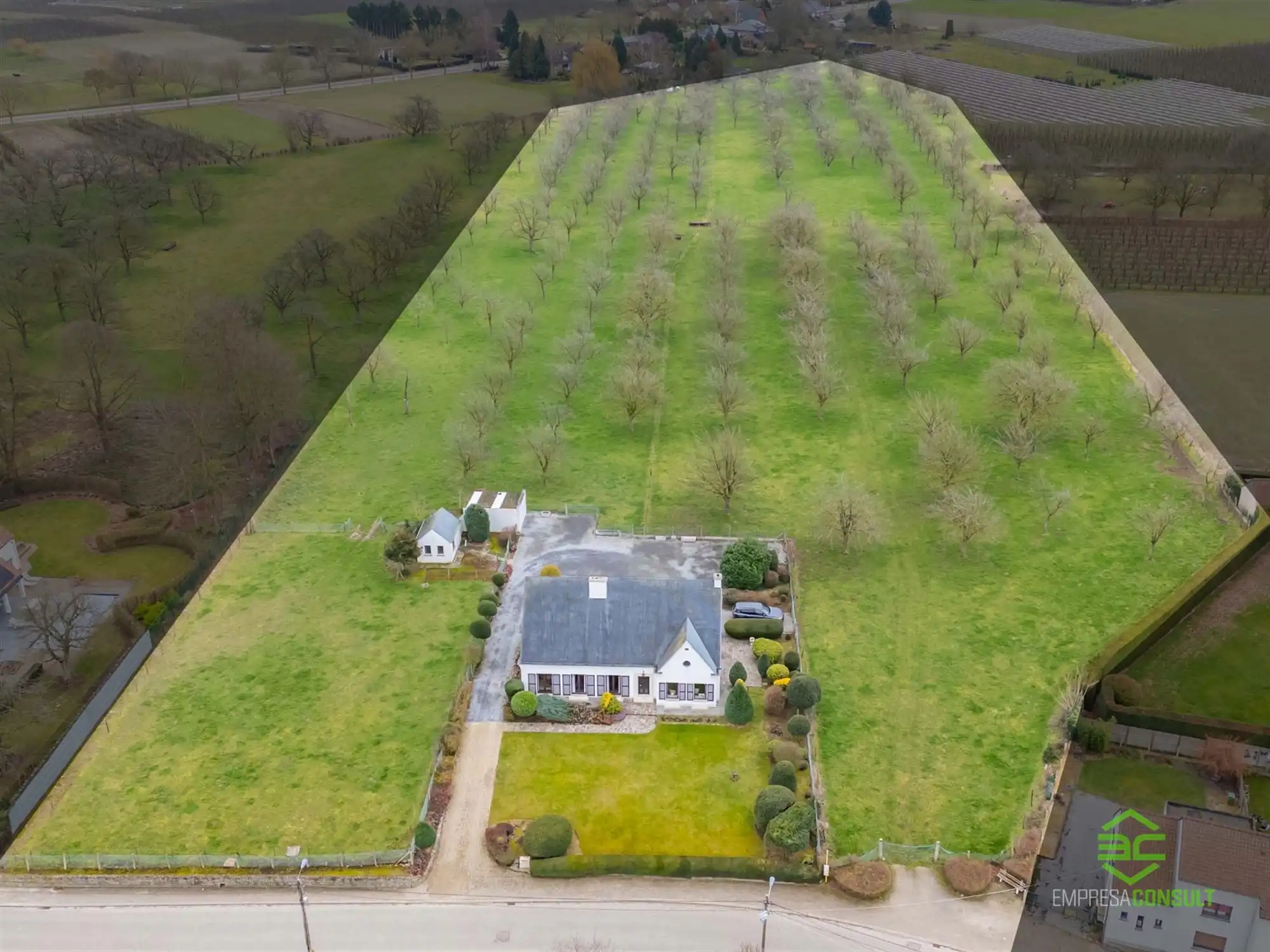 Prachtig landhuis met 5 slpk op 3ha 79a 93ca! foto 31