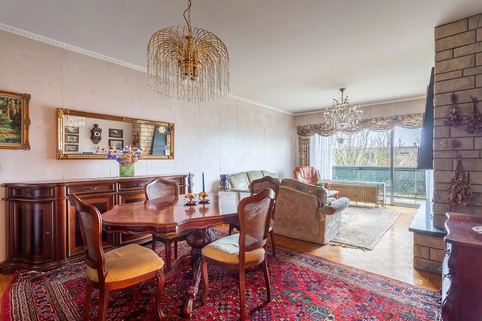 Zeer gunstig gelegen appartement (95 m²) op de 4de verdieping met lift foto 2