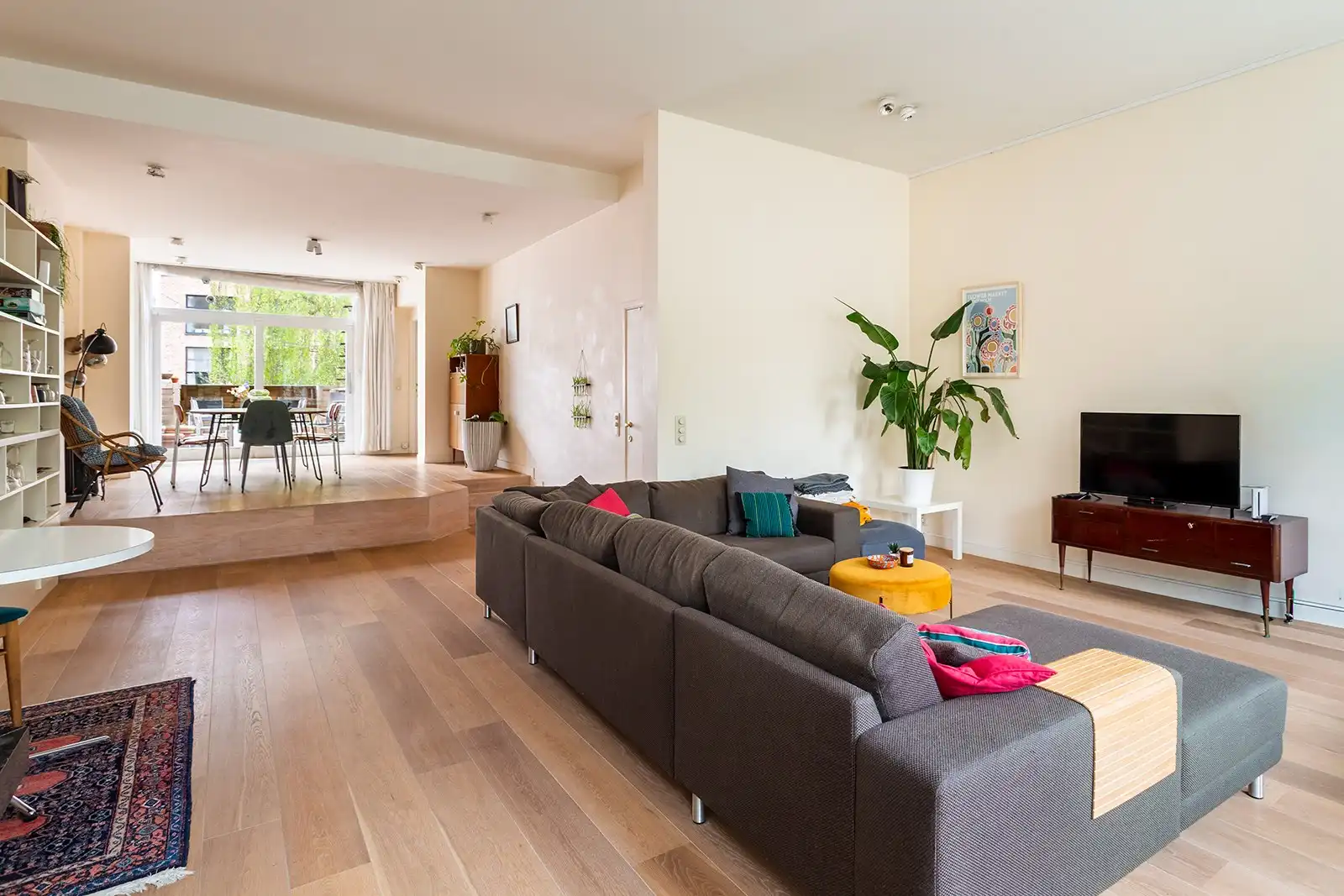 Karaktervolle en ruime woning met 6 slaapkamers op absolute toplocatie in Antwerpen foto 22