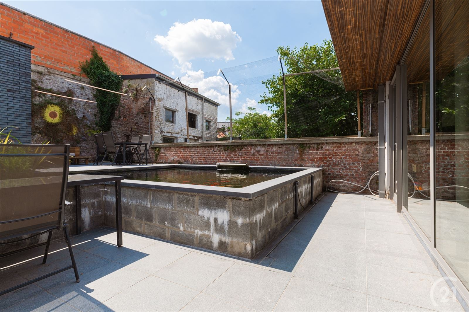 Prachtig commercieel pand (B&B EN  appartement) EN privé woning foto 25