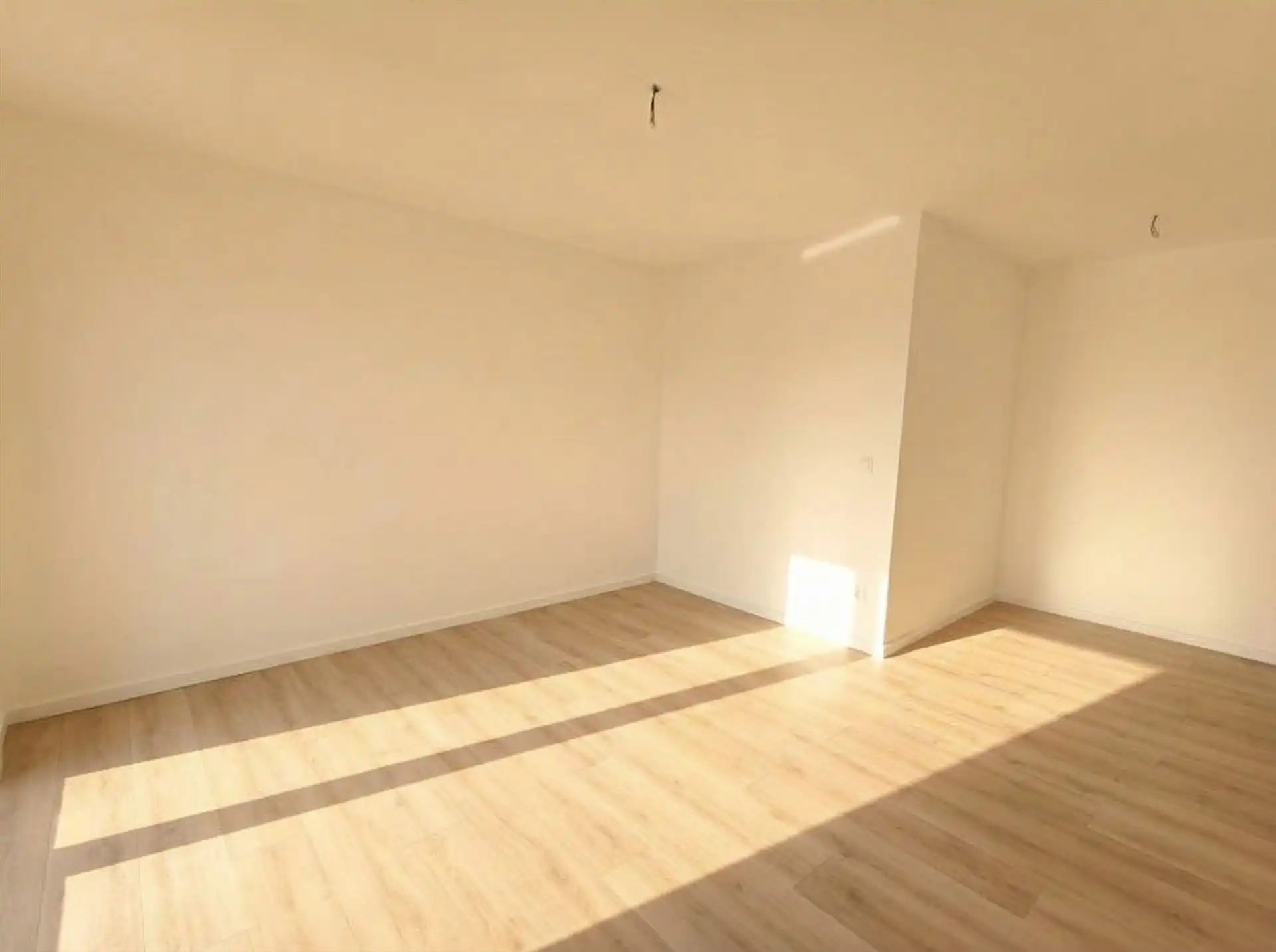 Vrijstaande gezinswoning met tuin in rustige omgeving. foto 9