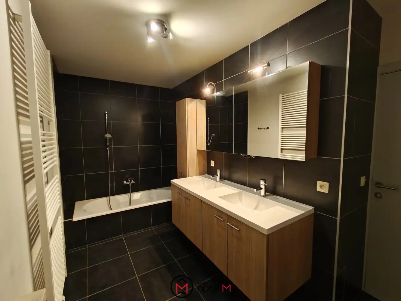 Appartement te huur in Genk – gelijkvloers wonen met tuin en overdekt terras foto 9