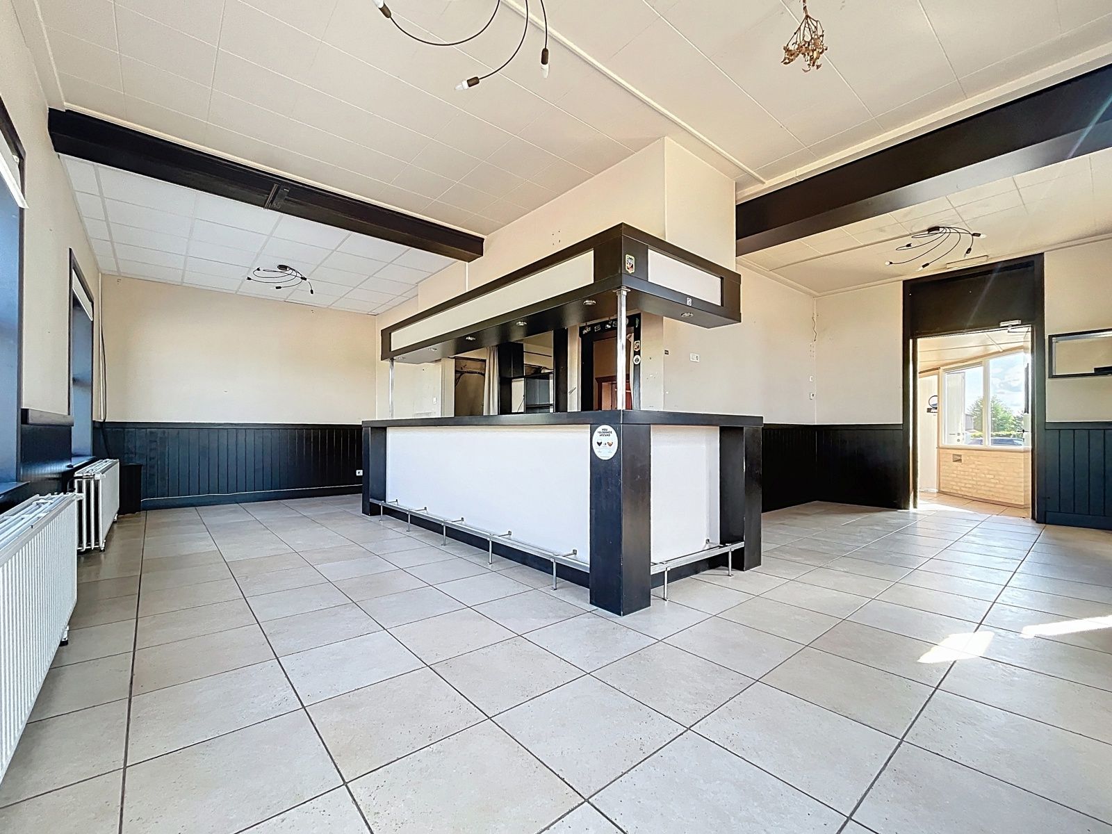 te renoveren huis met 3slps, pol. ruimte en mog. tot handel foto 16