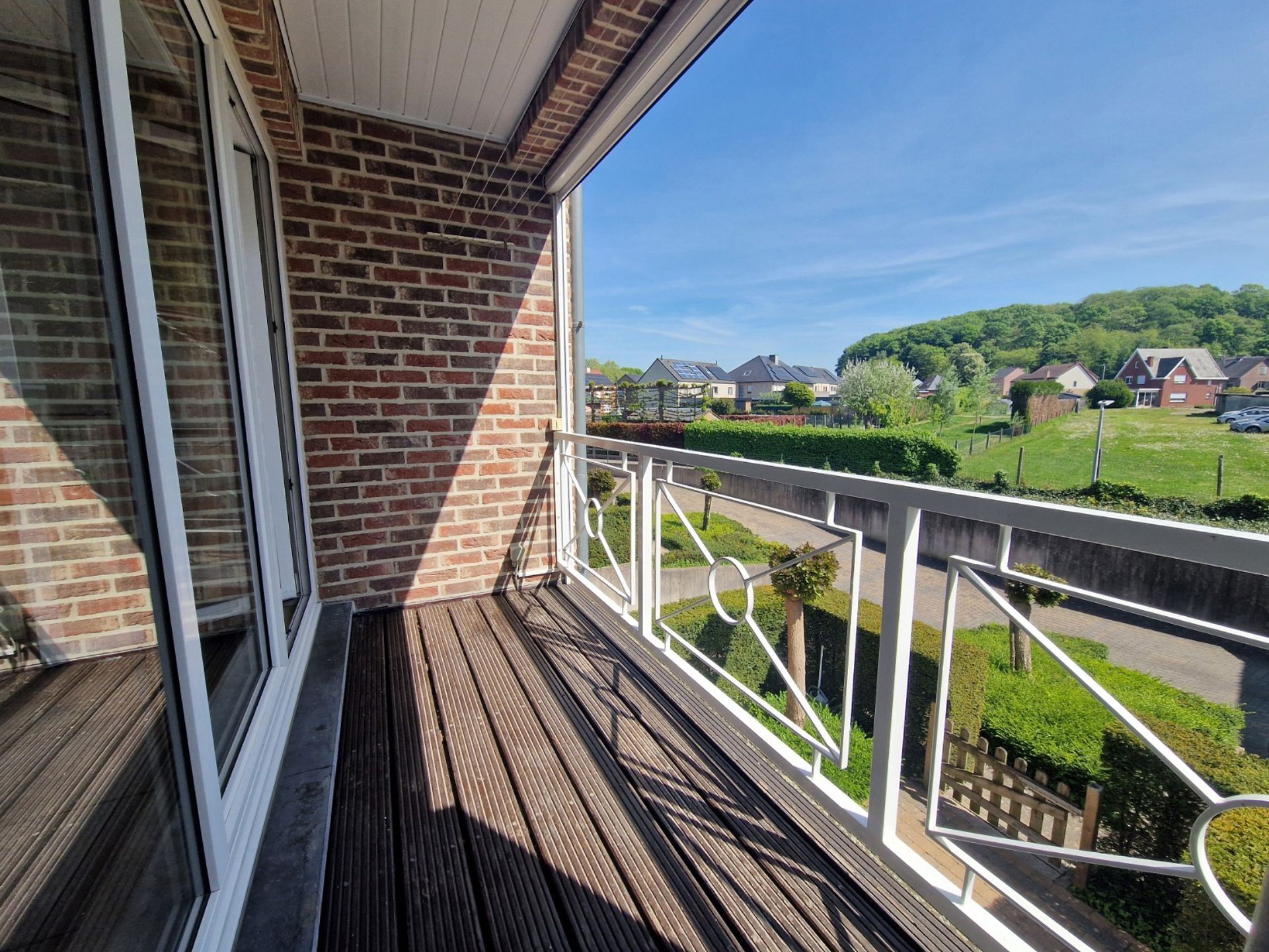 Duplex-appartement met drie slaapkamers en garage foto 12
