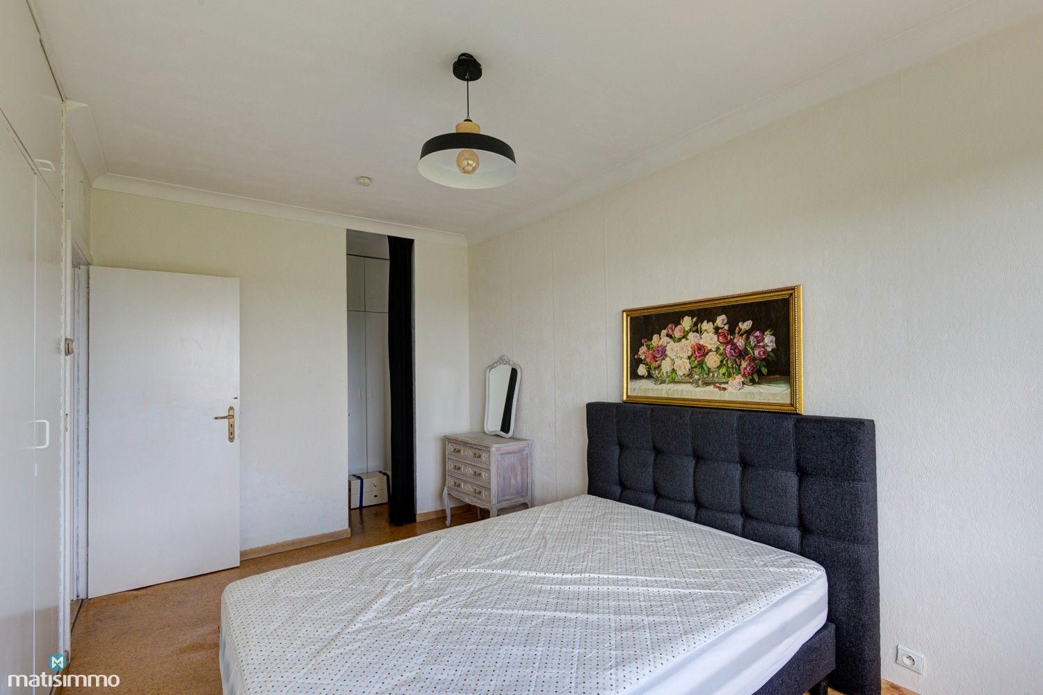 INSTAPKLAAR APPARTEMENT MET 2 SLAAPKAMERS EN WEIDS UITZICHT NABIJ STADSCENTRUM GENK foto 24
