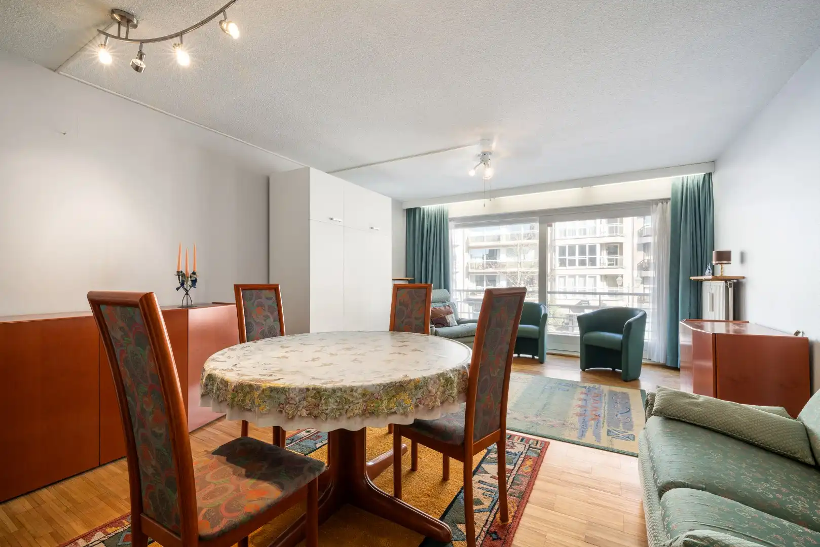 Ruime studio met terras foto 5