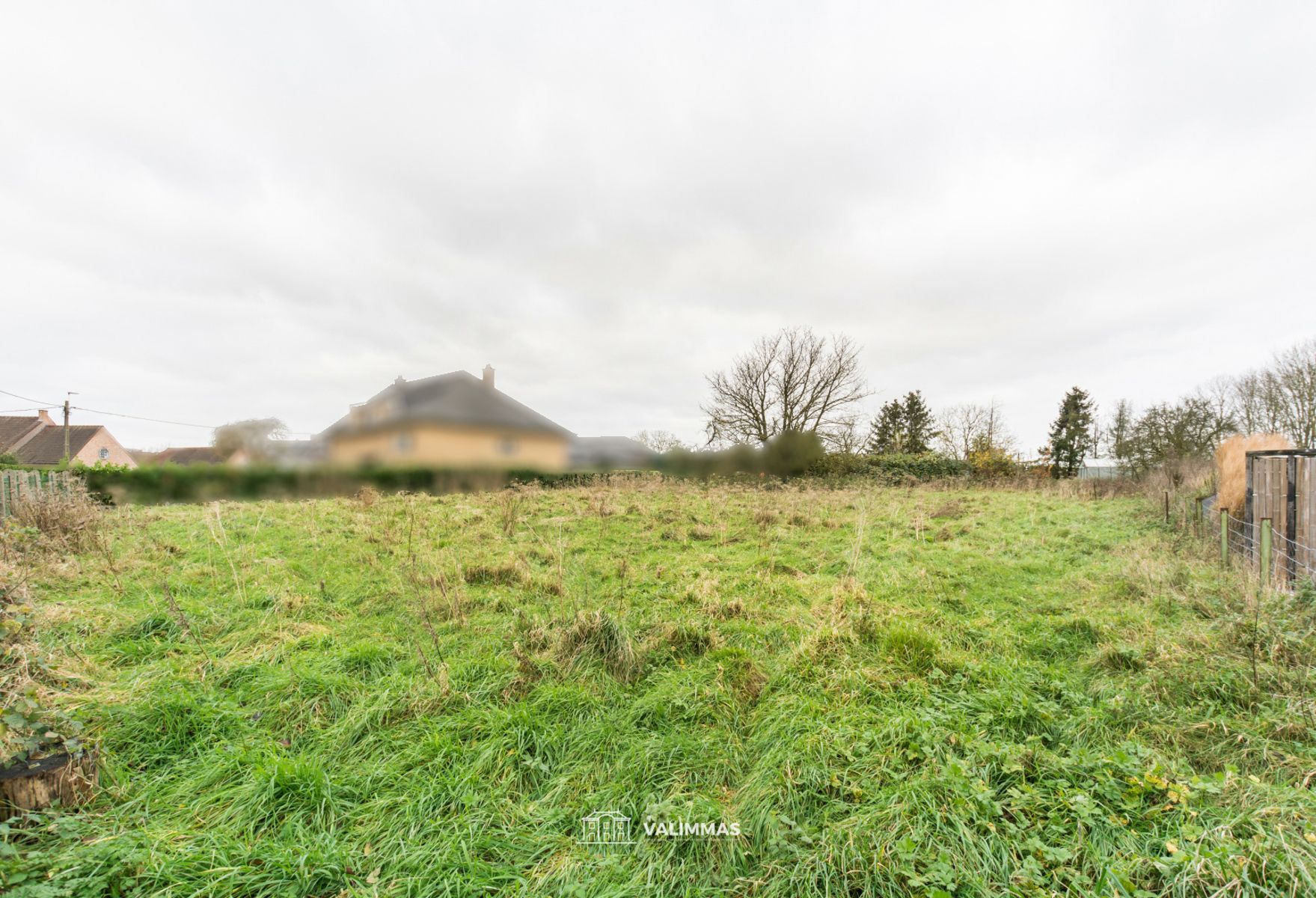 Landelijk gelegen bouwgrond voor een ruime driegevelwoning foto 3