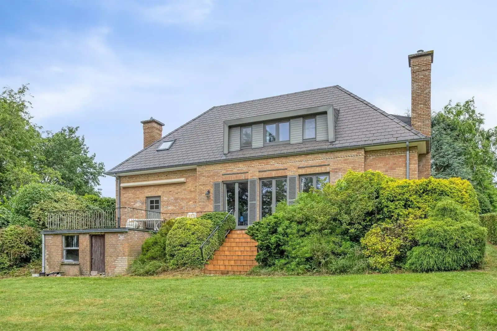Villa met 3 slpks op een terrein van 13a93ca met een prachtig uitzicht foto 3