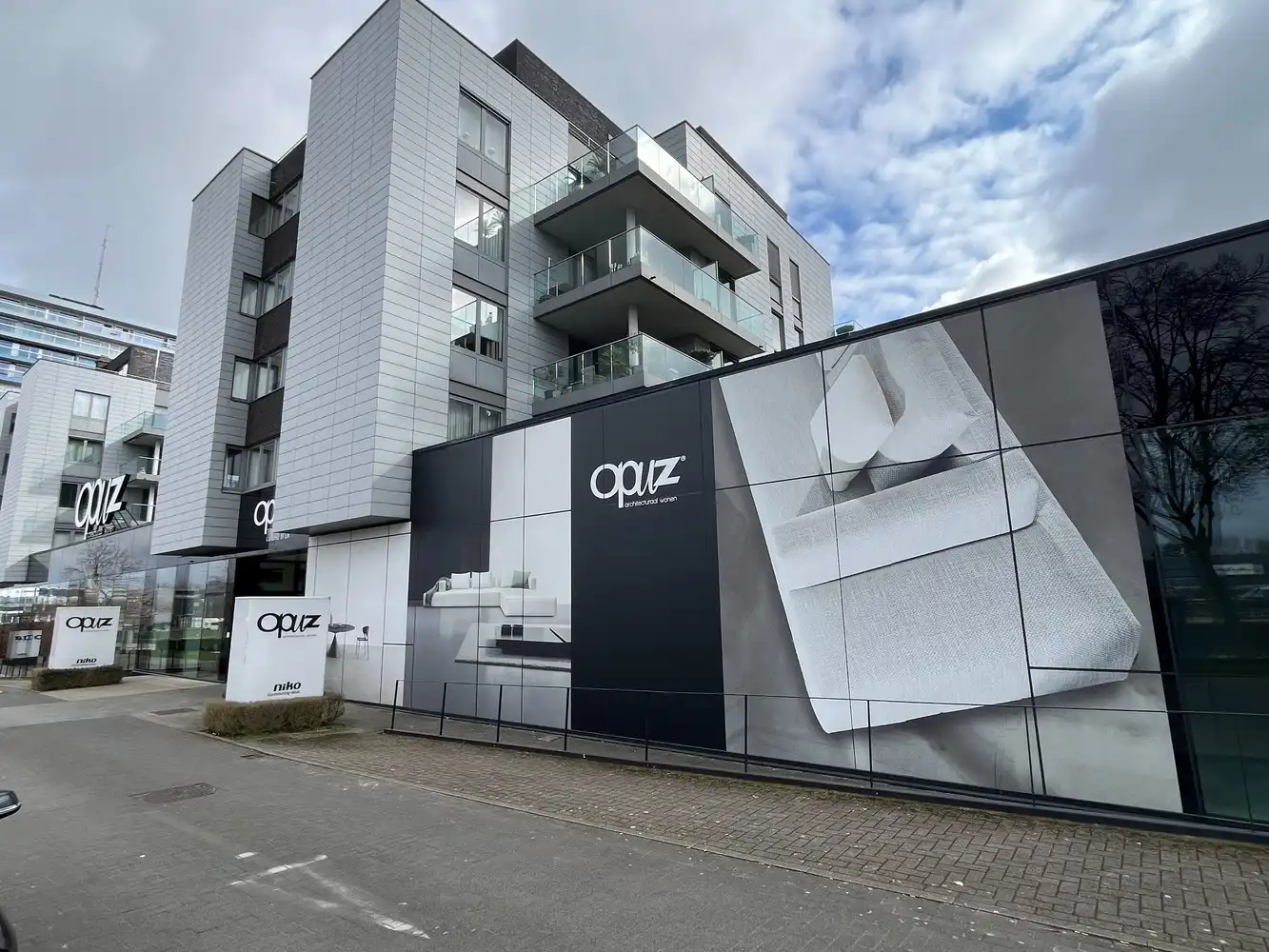 799m² Kantoren/showroom foto {{pictureIndex}}