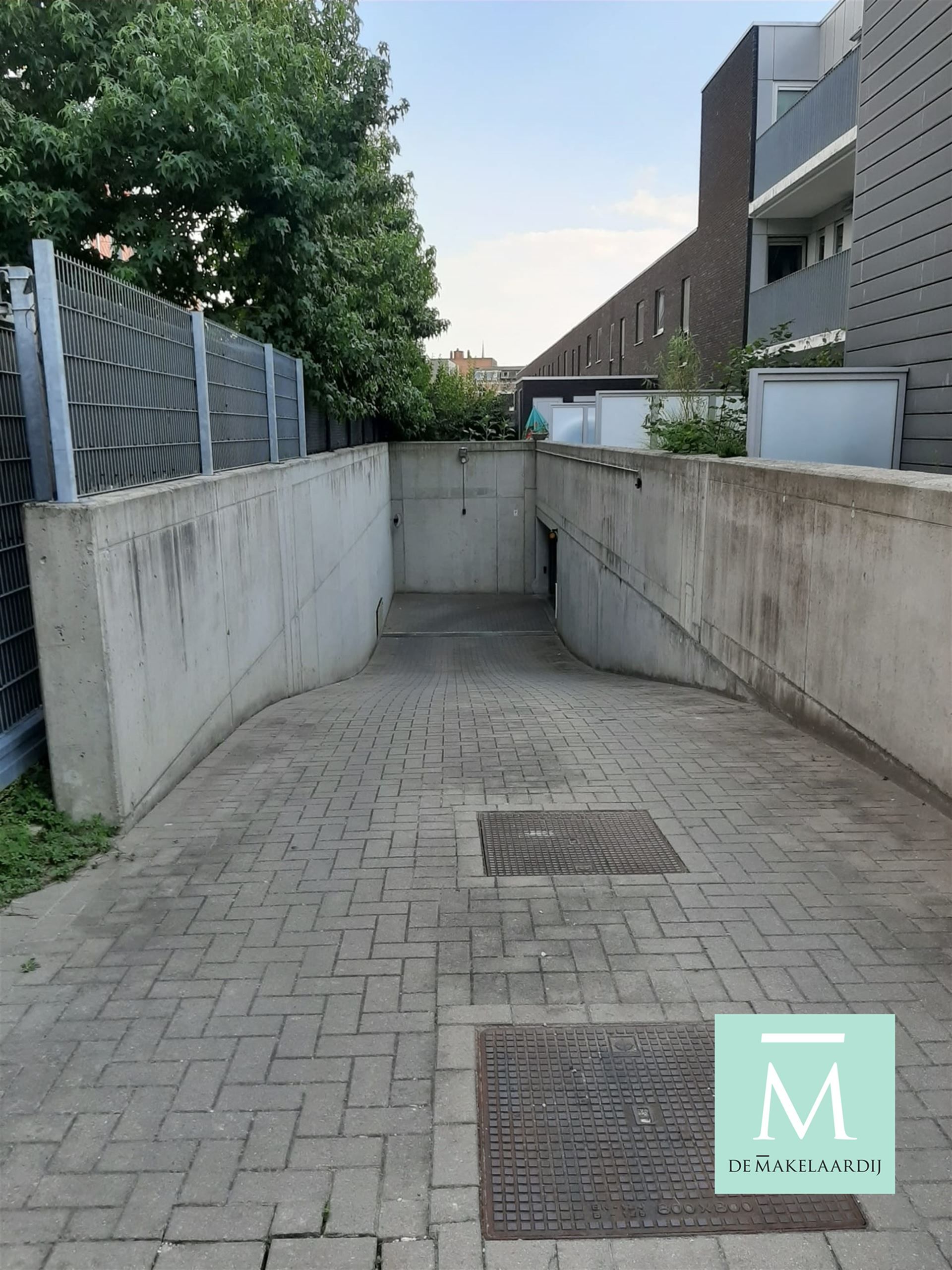 Ondergrondse staanplaats foto 2