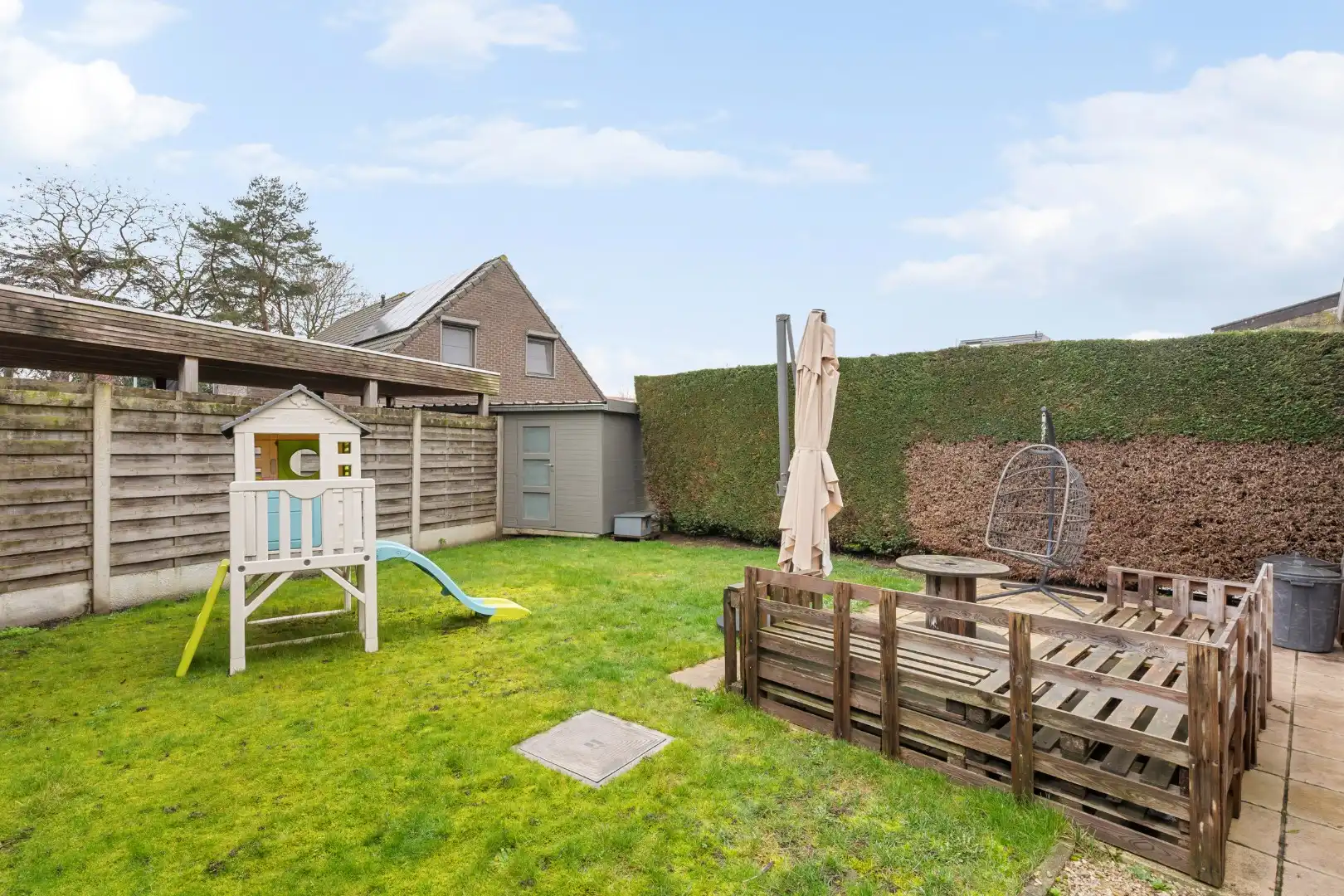 Instapklare halfopen woning met 2 slaapkamers en zonnige tuin in Dadizele-centrum foto 3