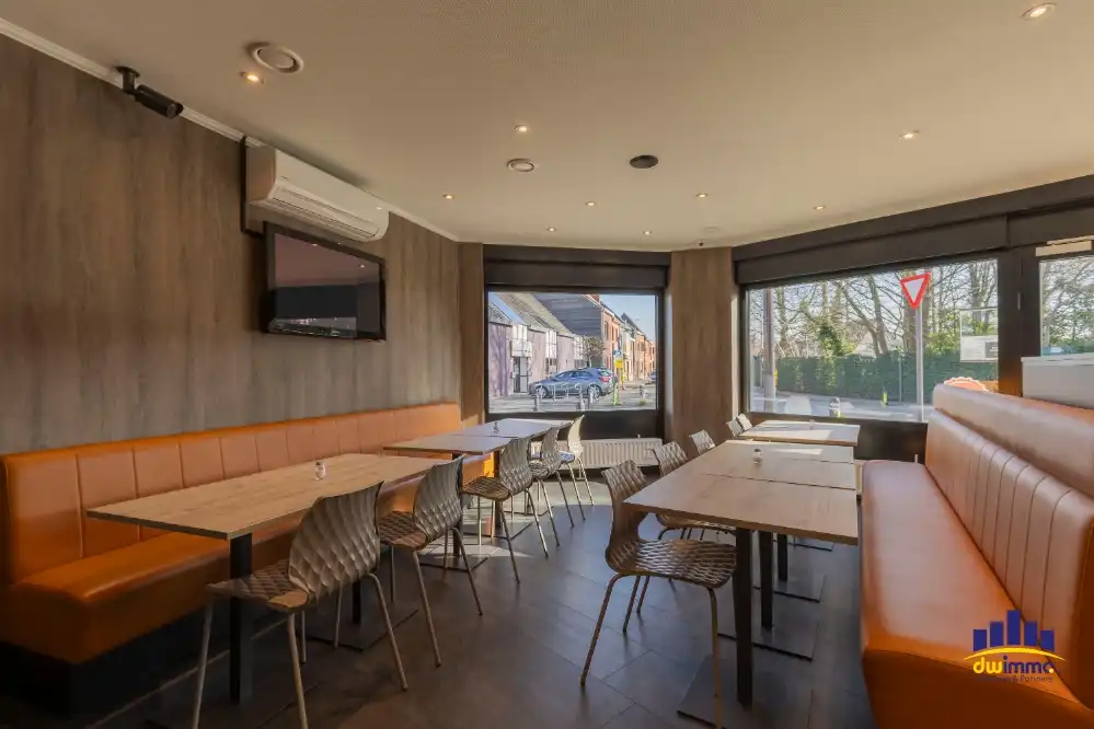 Prima gelegen frituur over te nemen in Sint-Denijs-Westrem foto 6