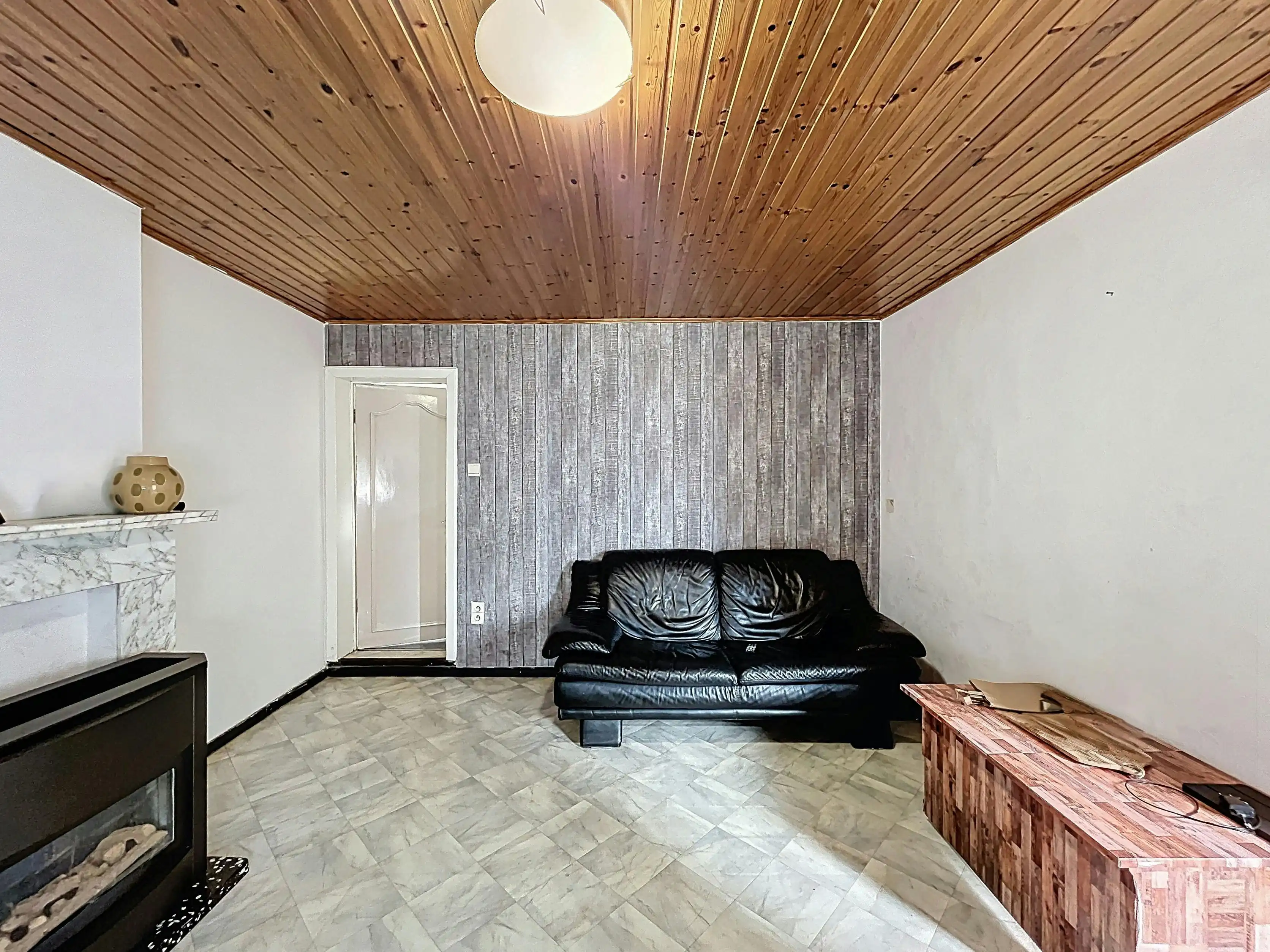 Te renoveren woning in het centrum van Ursel foto 3