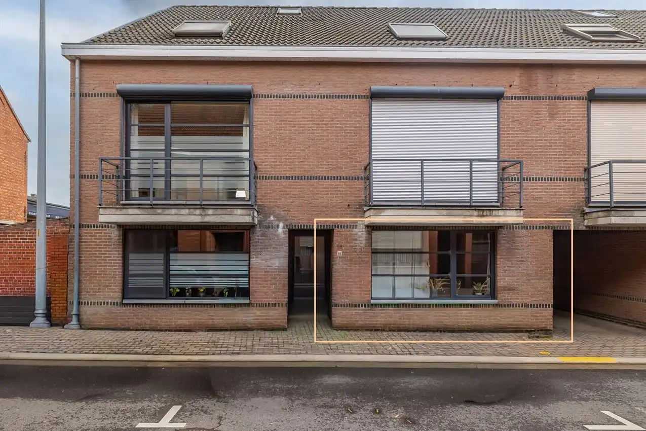 Gelijkvloers appartement met twee slaapkamers en autostaanplaats foto 18