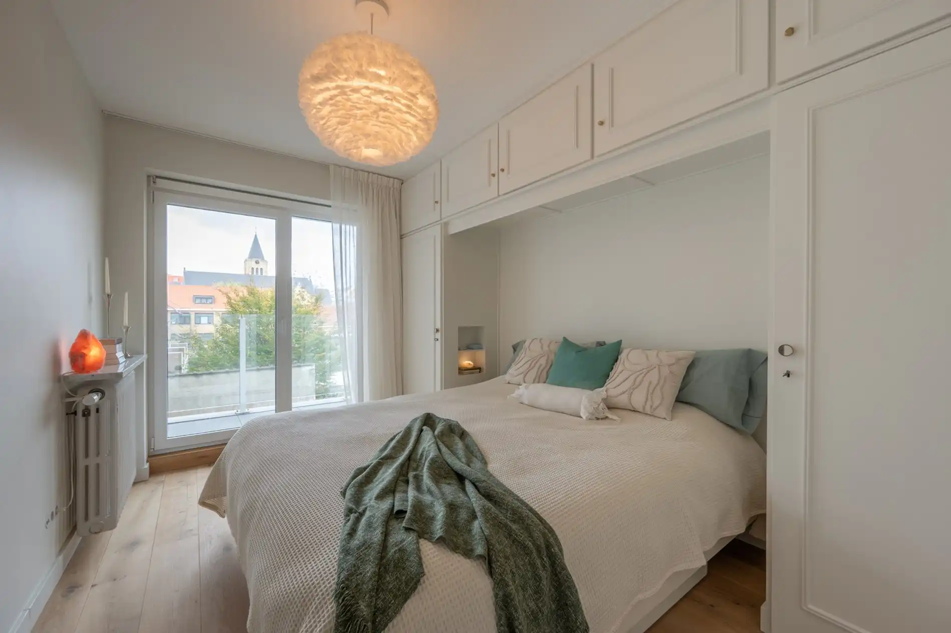 Stijlvol en volledig gerenoveerd appartement op wandelafstand van zee en het commerciële centrum. foto 23
