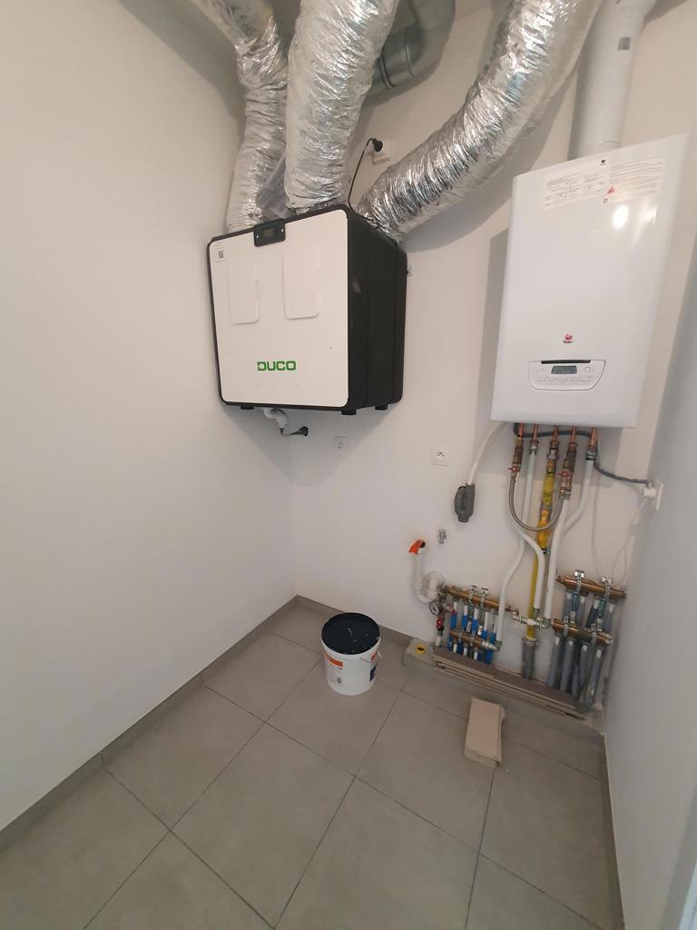 Nieuw appartement 2e verd. met terras en staanplaats foto 8