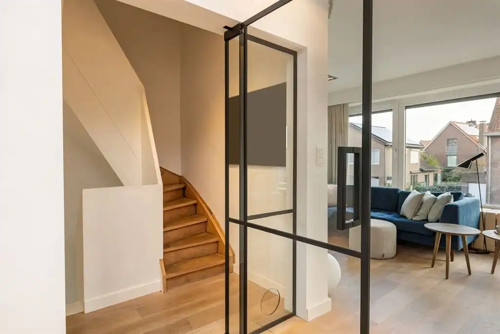 Luxe bel-etage in topbuurt op Linkeroever met heerlijke tuin foto 10