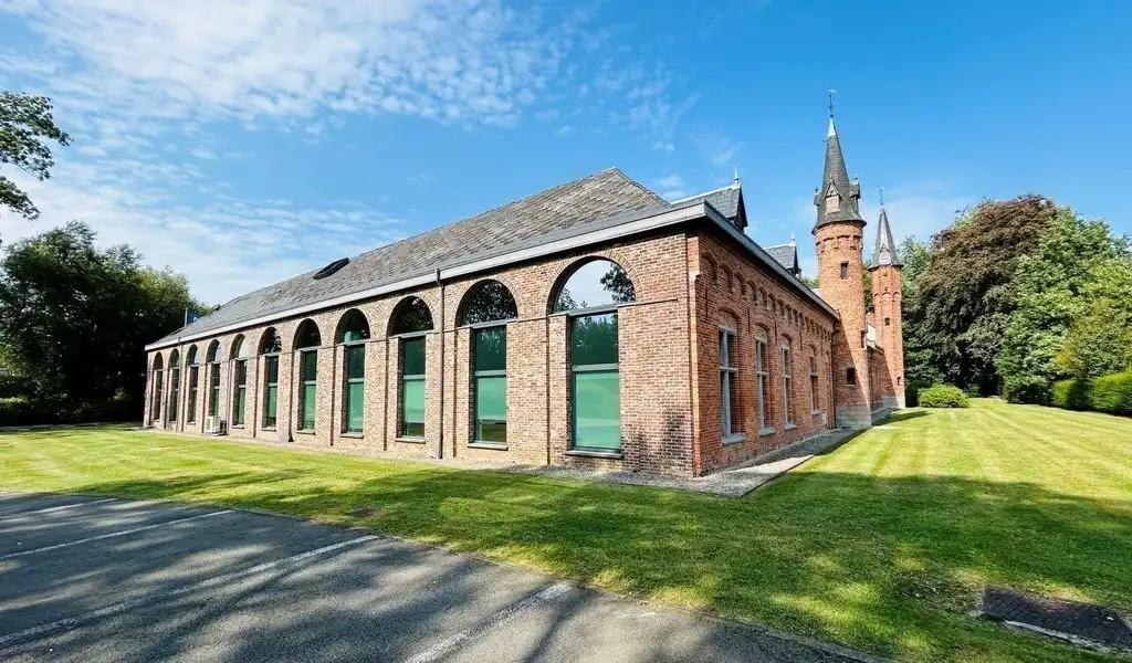 Gemeubelde kantoren in Axxes Business Center in Merelbeke foto 29