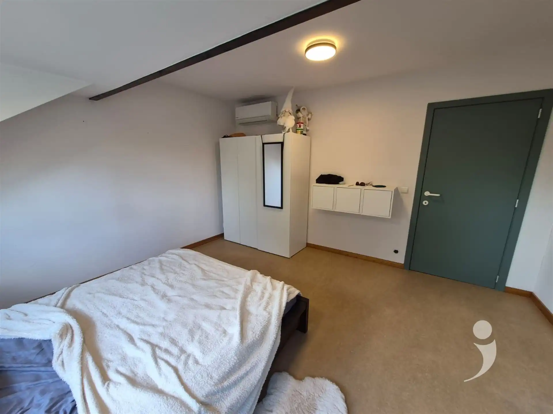 gelijkvloers appartement met tuintje foto 11