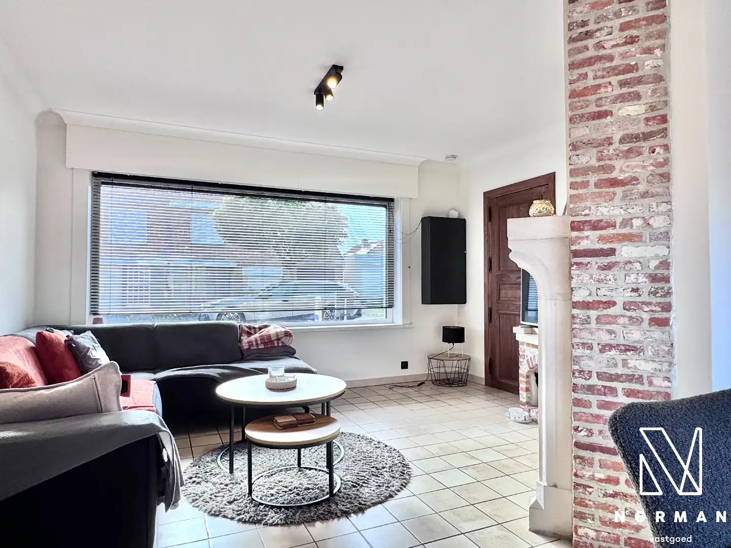 Instapklare woning te koop in rustige woonwijk te Bavikhove met tuin, garage en uitweg! foto 6