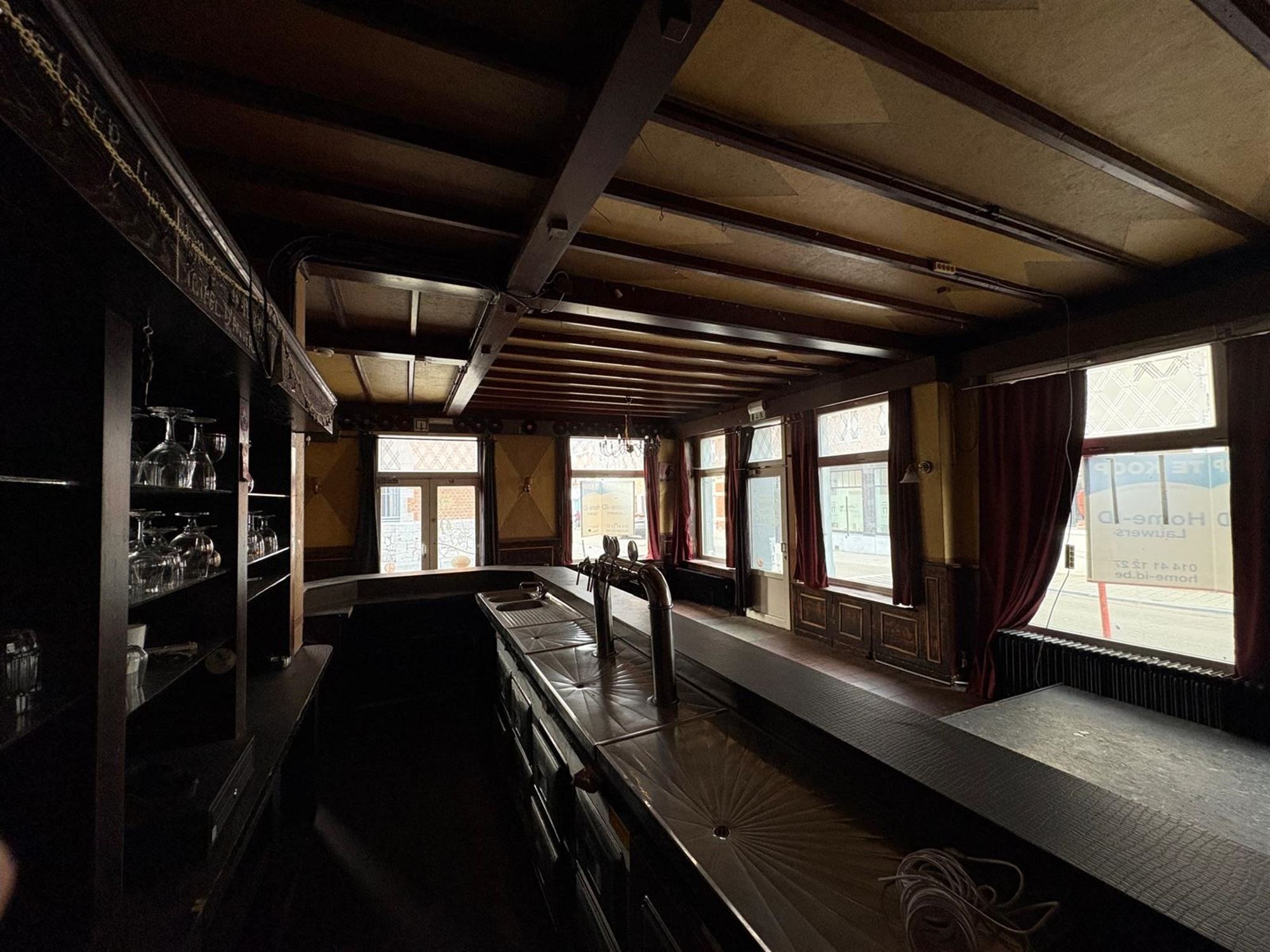 Een stadswoning met klasse én commerciële troef foto 8