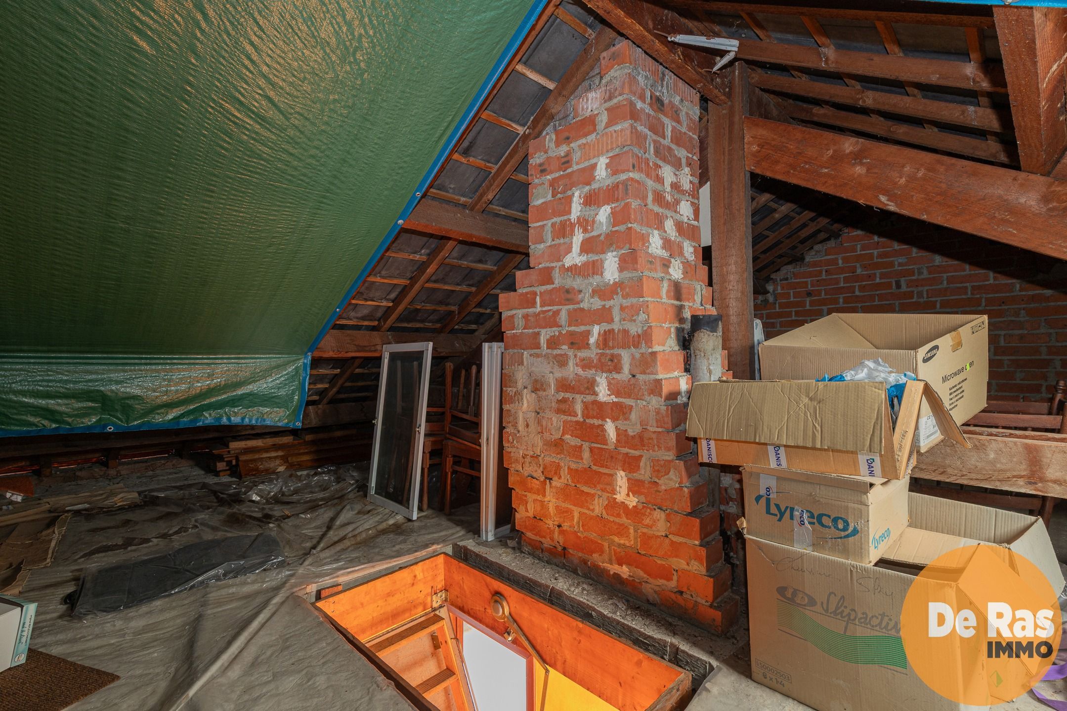 LEDE - Halfopen bebouwing met sterke basis en potentieel foto 14